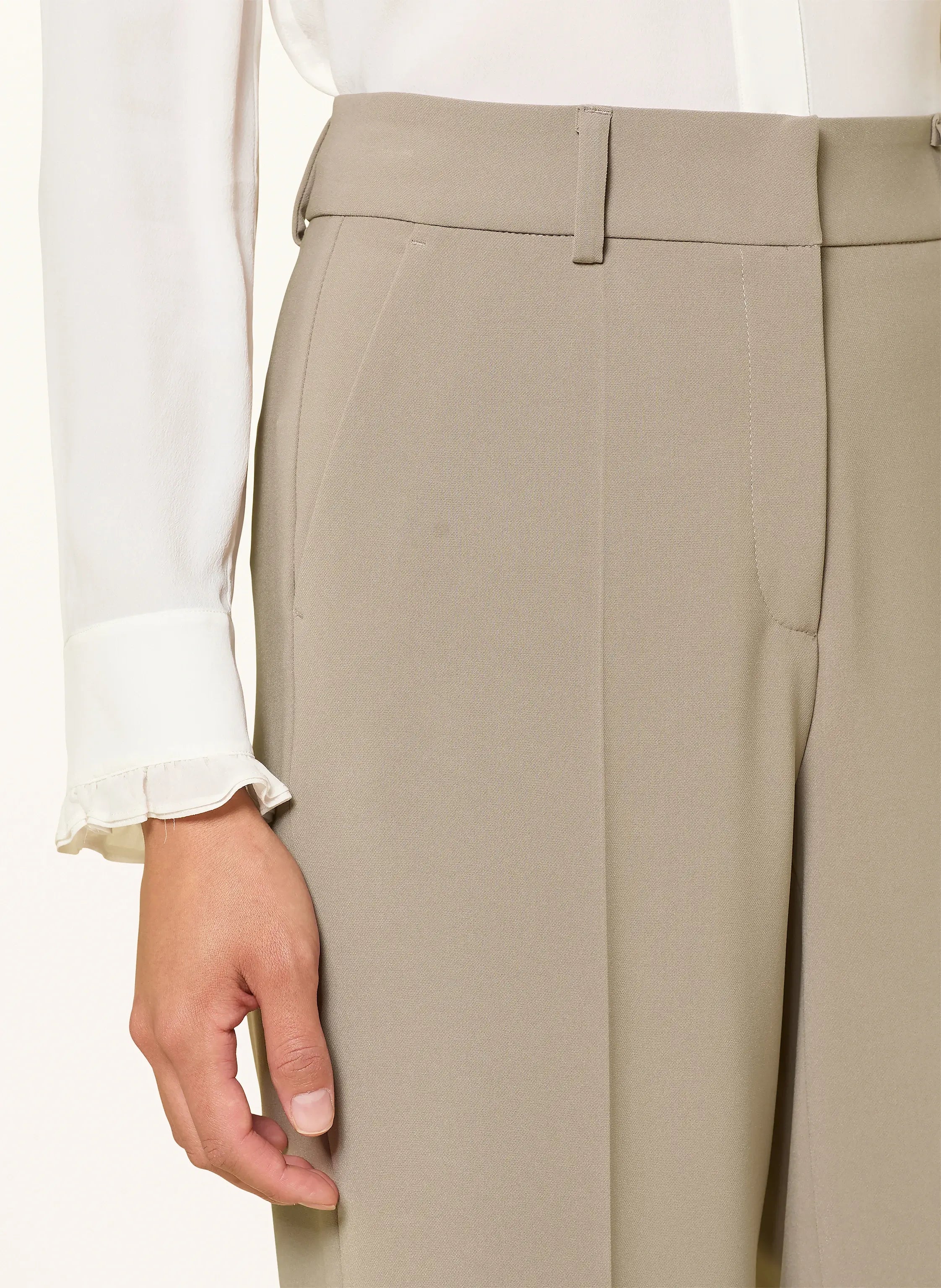 Emilie Long - Natural Sand