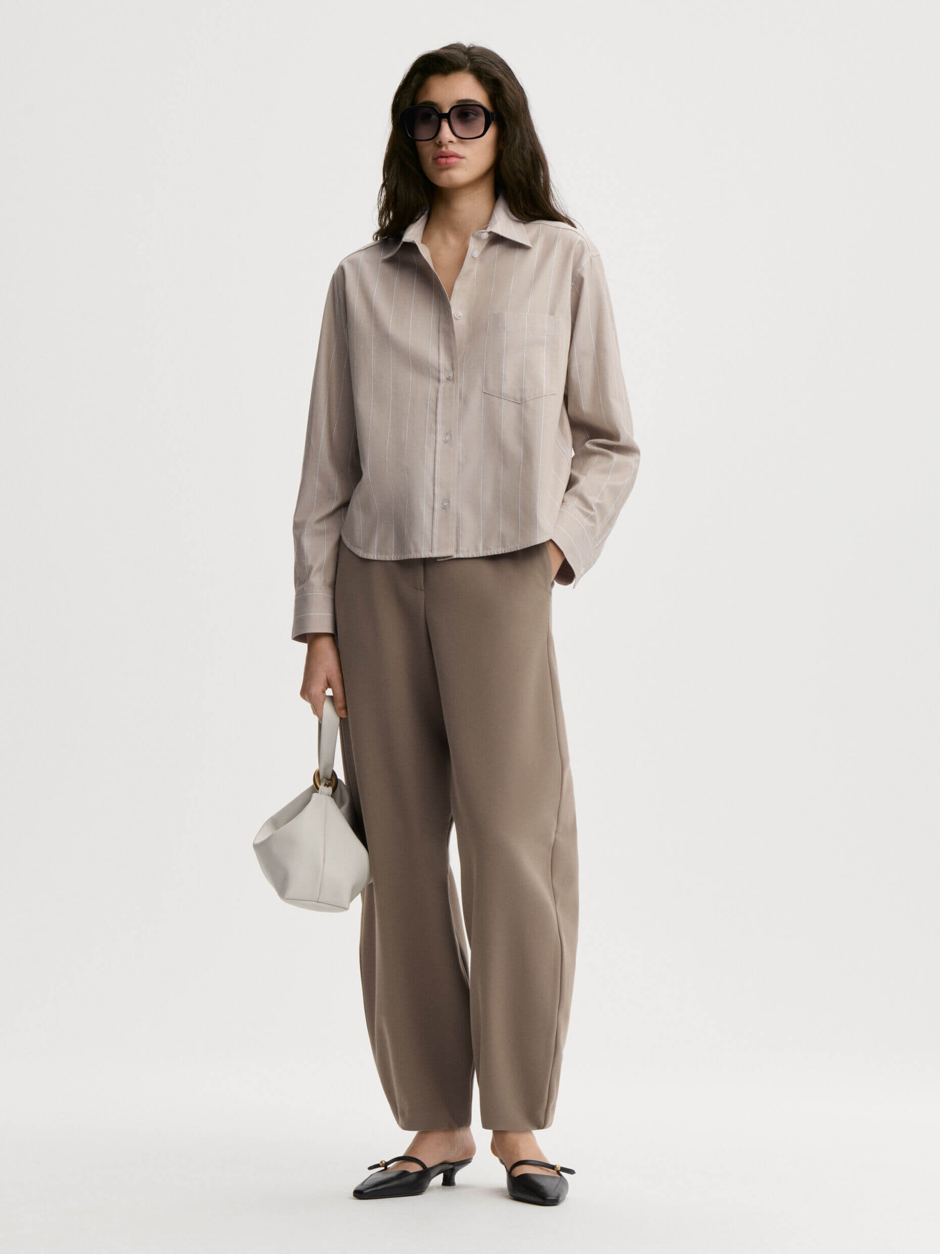 Audrey Cropped - Q4H