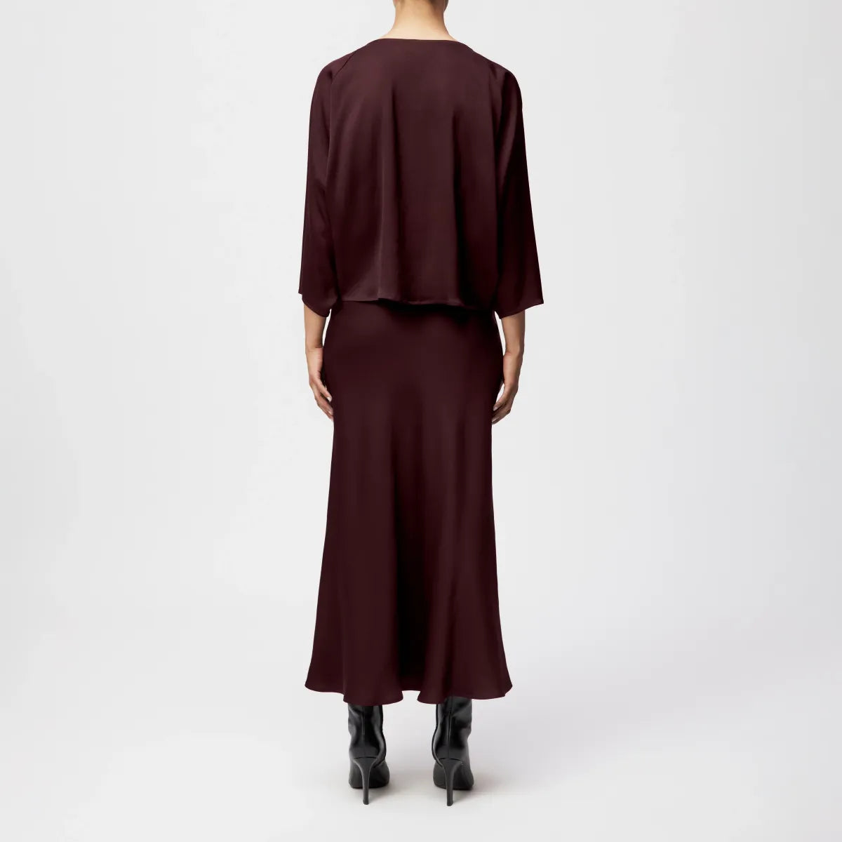 Nialini - Deep mahogany