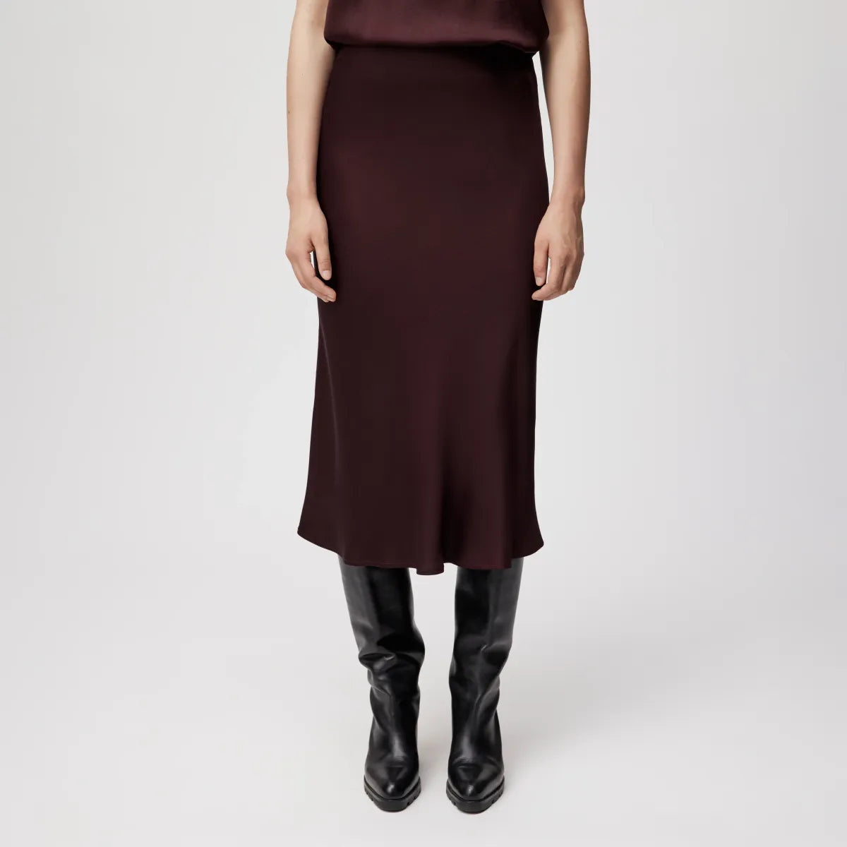 Ura Skirt - Deep Mahogany