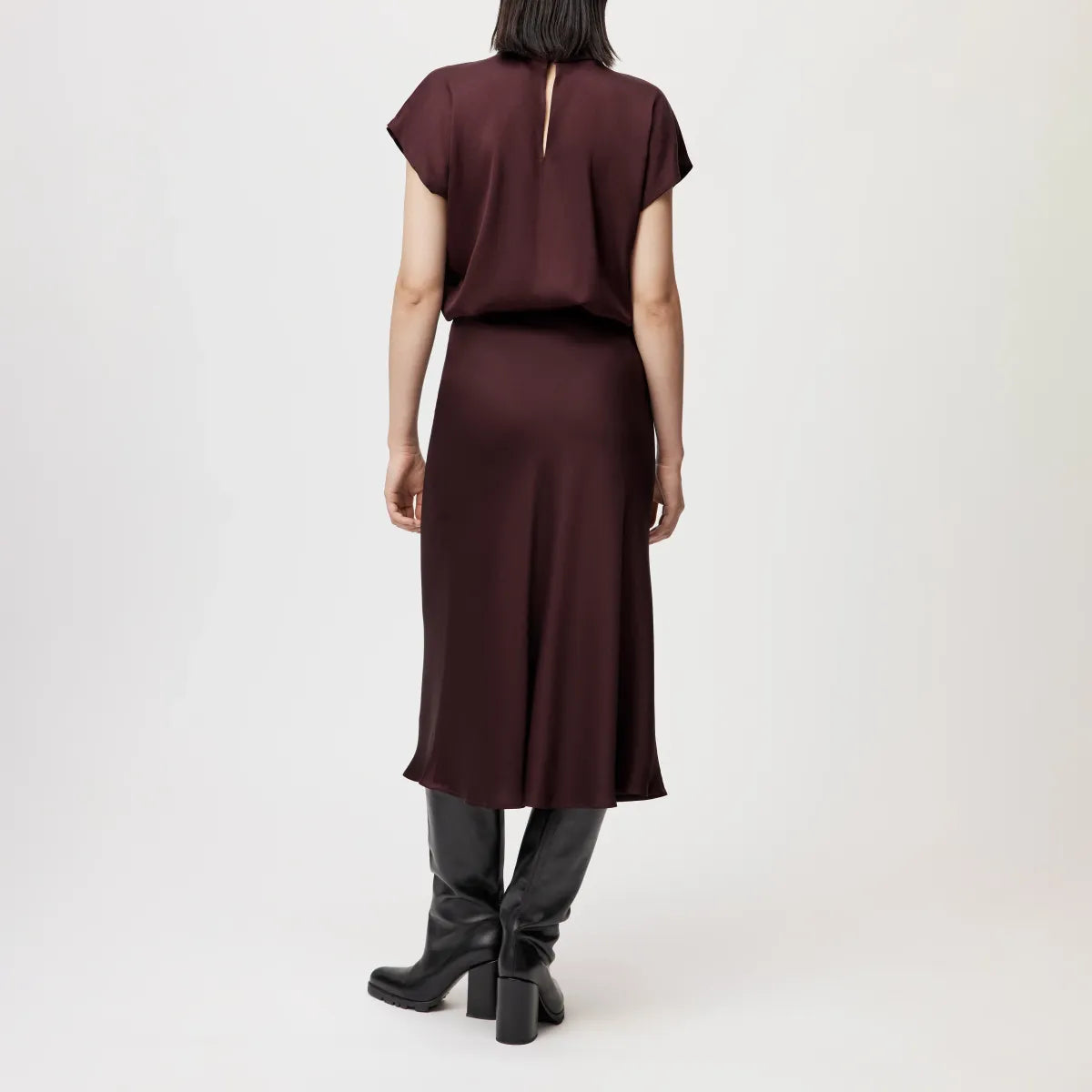 Ura Skirt - Deep Mahogany