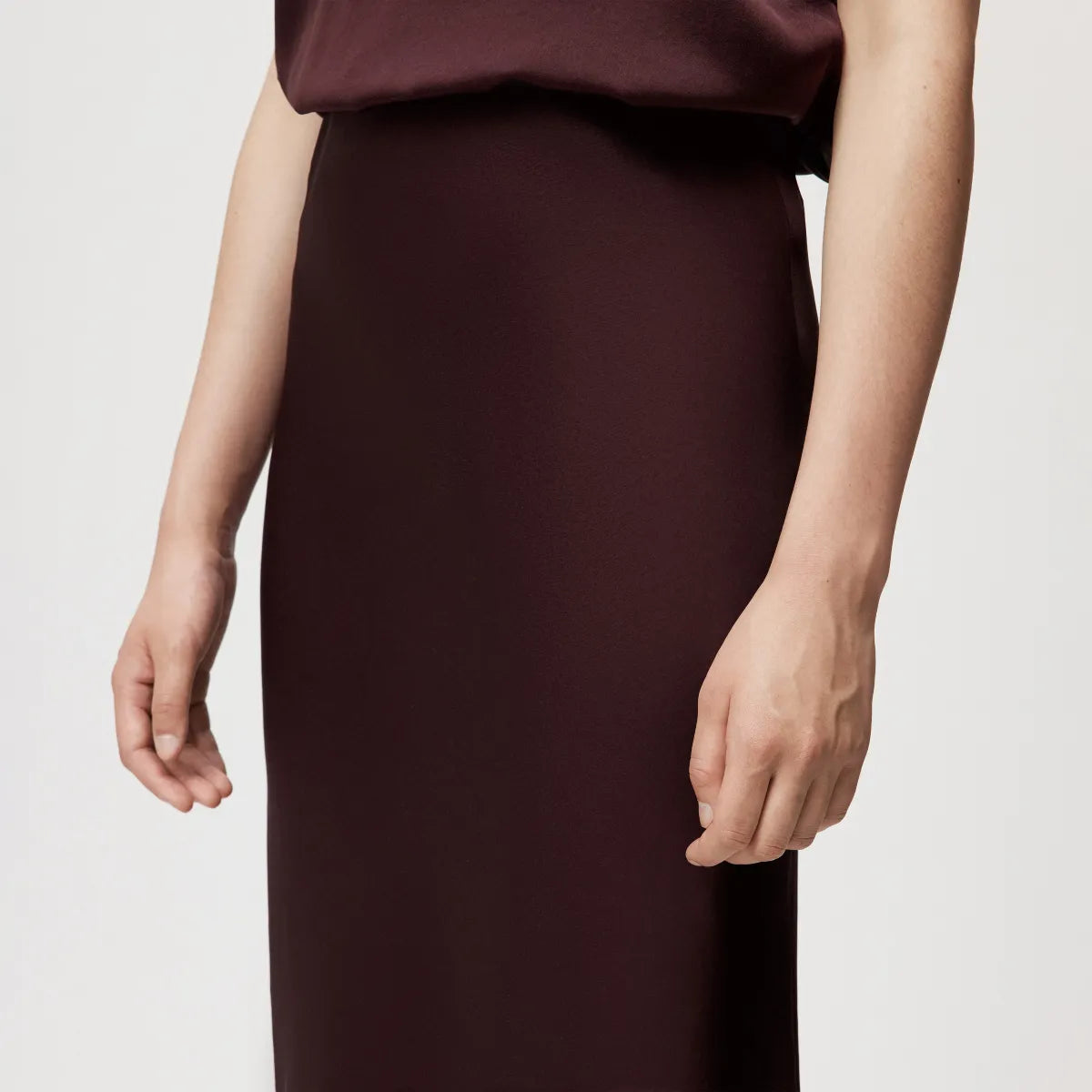 Ura Skirt - Deep Mahogany