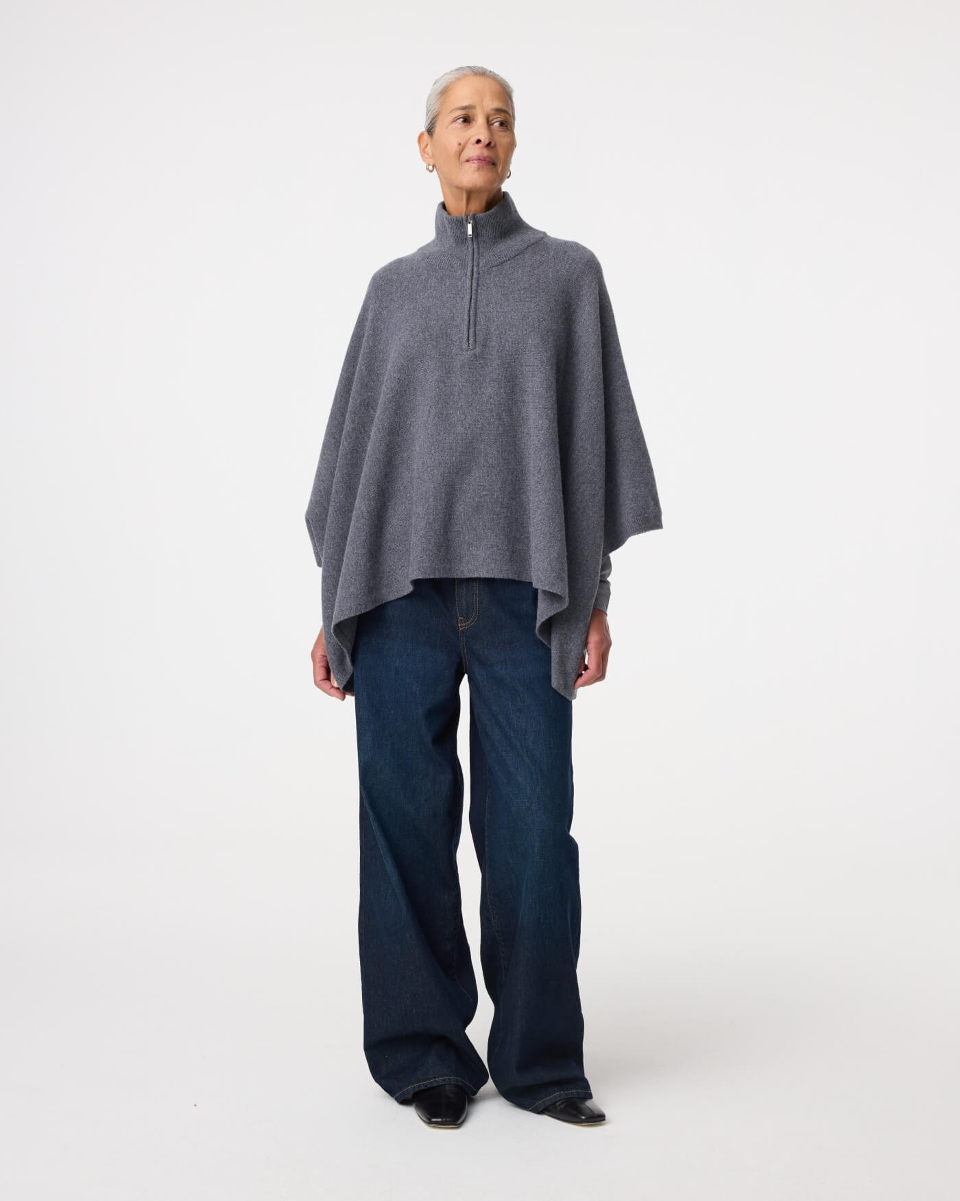 Edna – Poncho