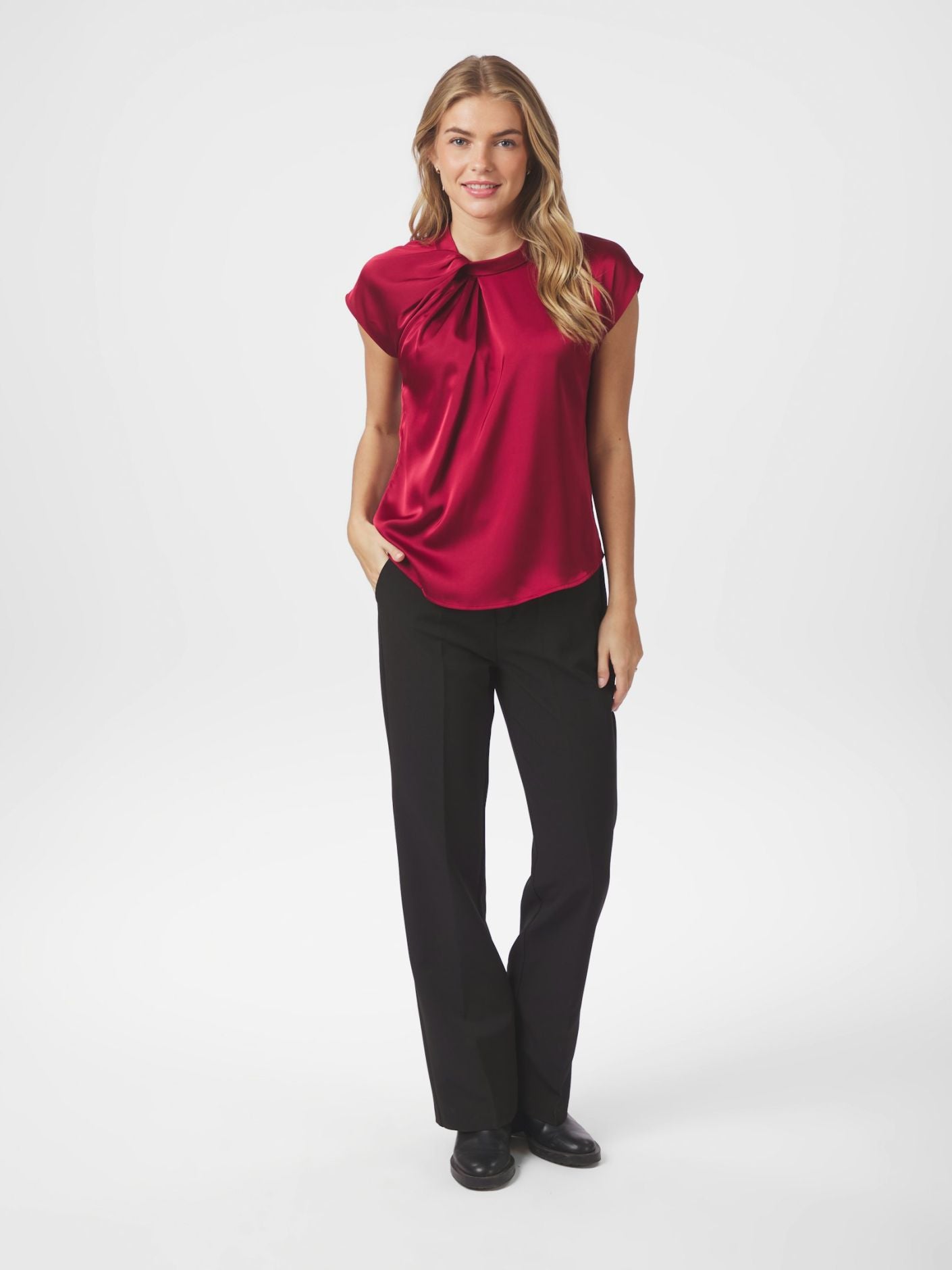 Fleur Drapy Satin Blouse - Wine