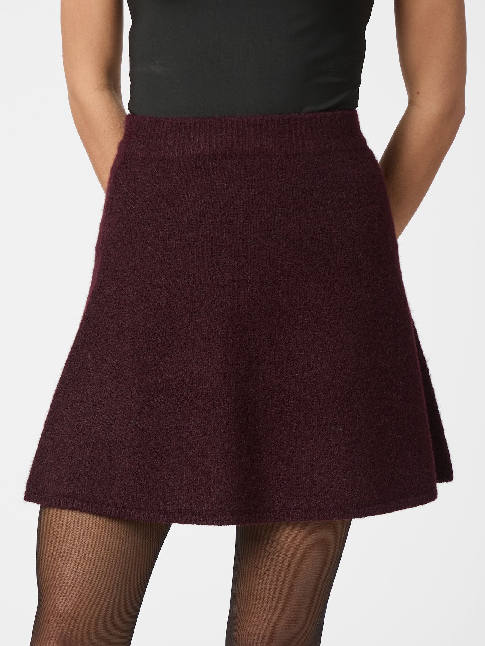Gisa Knit Skirt - Burgundy