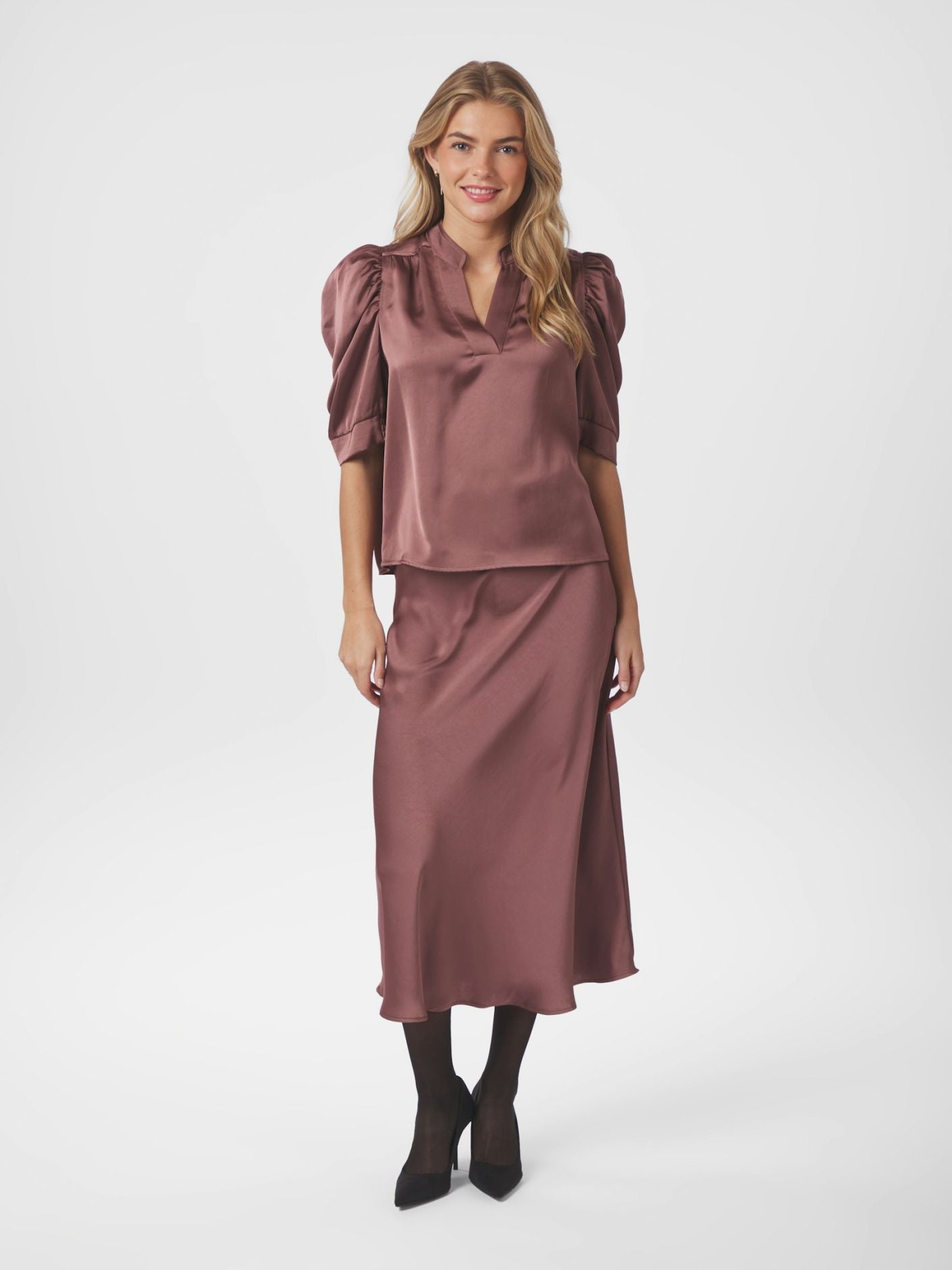 Roella Heavy Sateen Blouse - Dark Rose