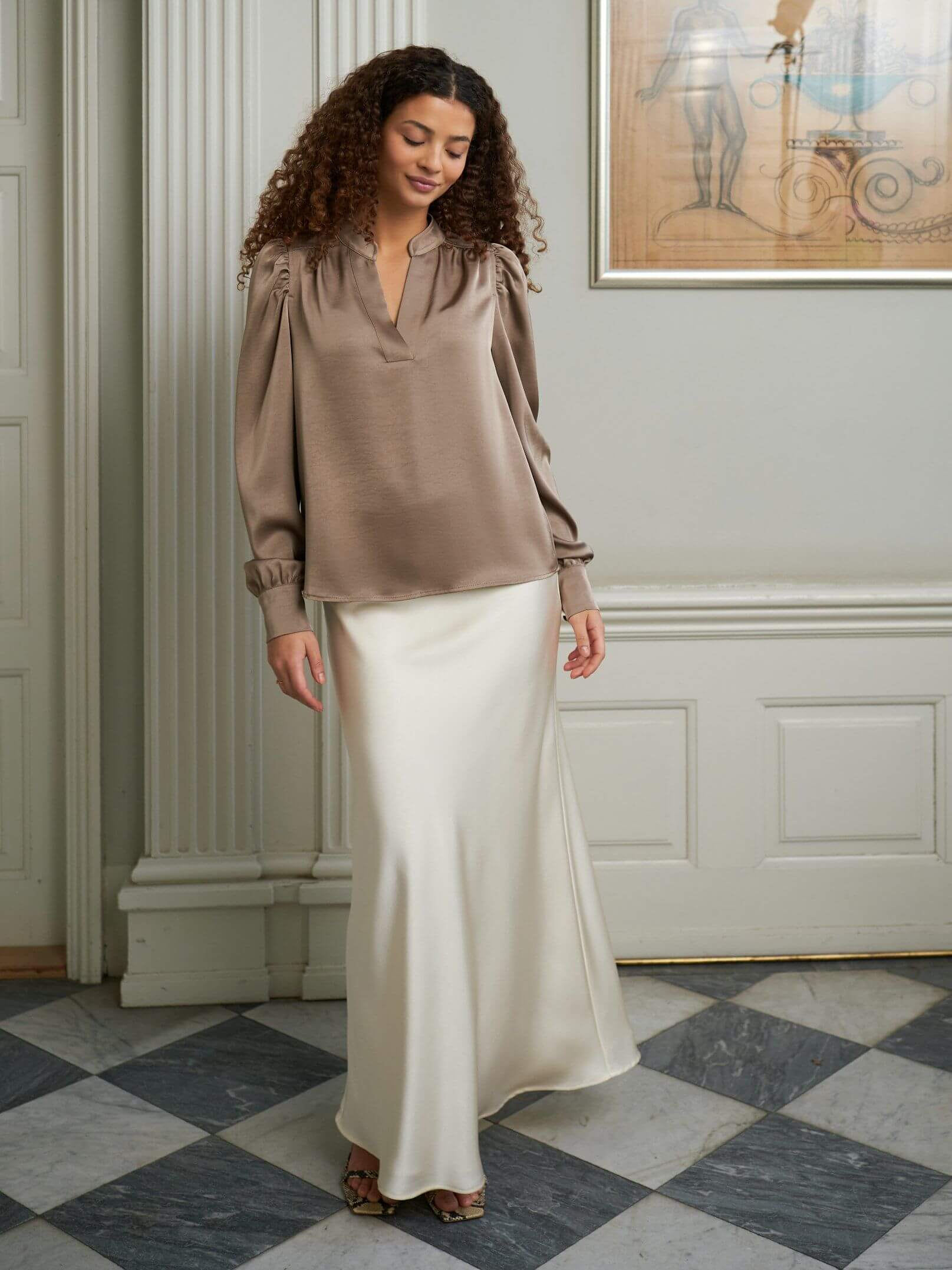 Rosslyn Heavy Sateen Blouse - Dark Taupe