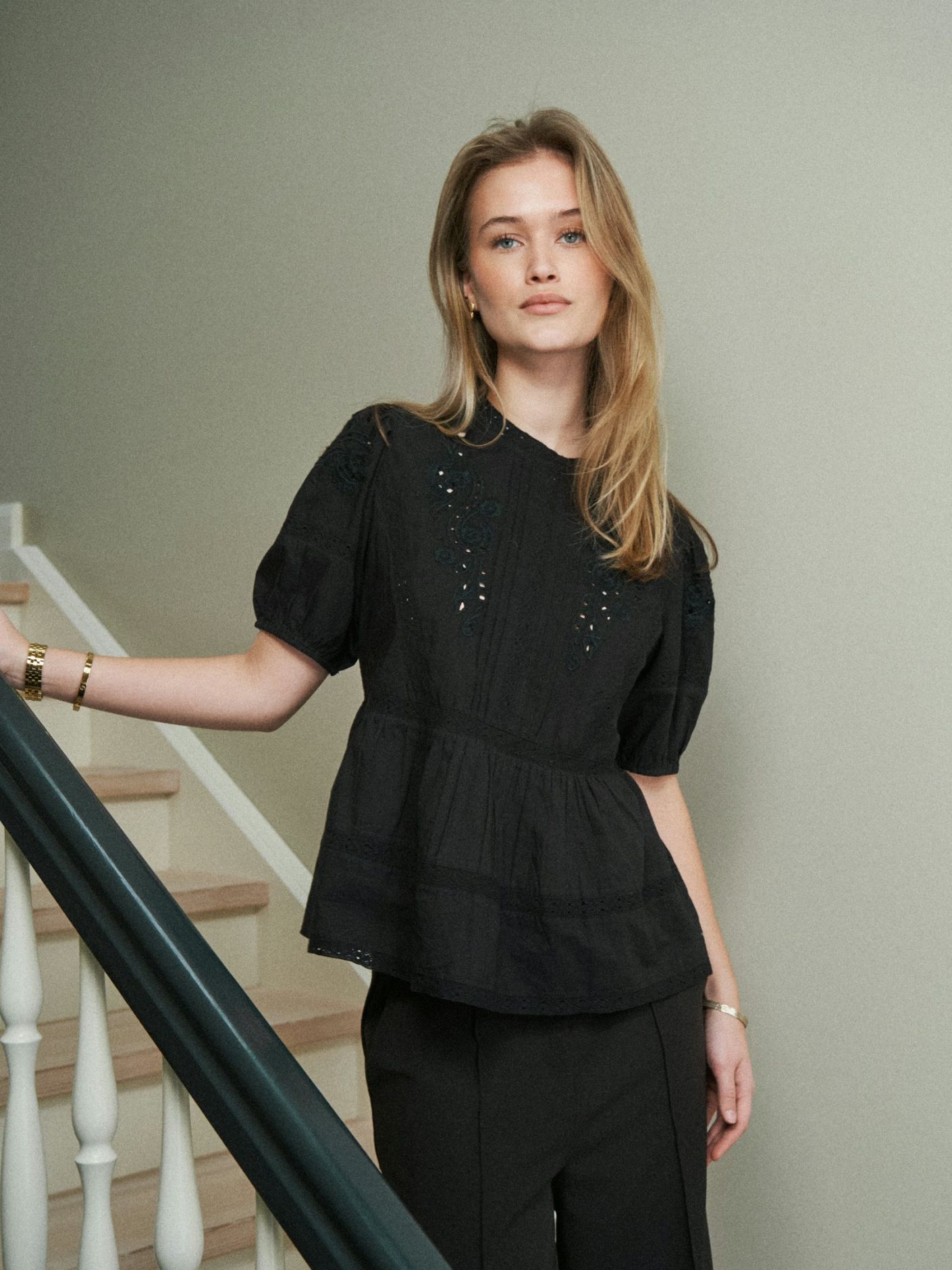 Carnita Blouse - Black