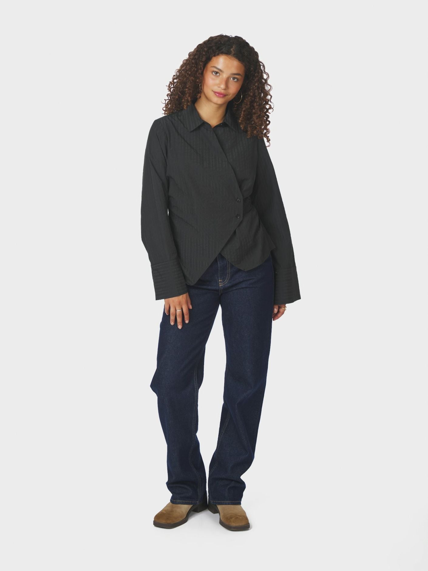 Fenli Tone Stripe shirt - Black