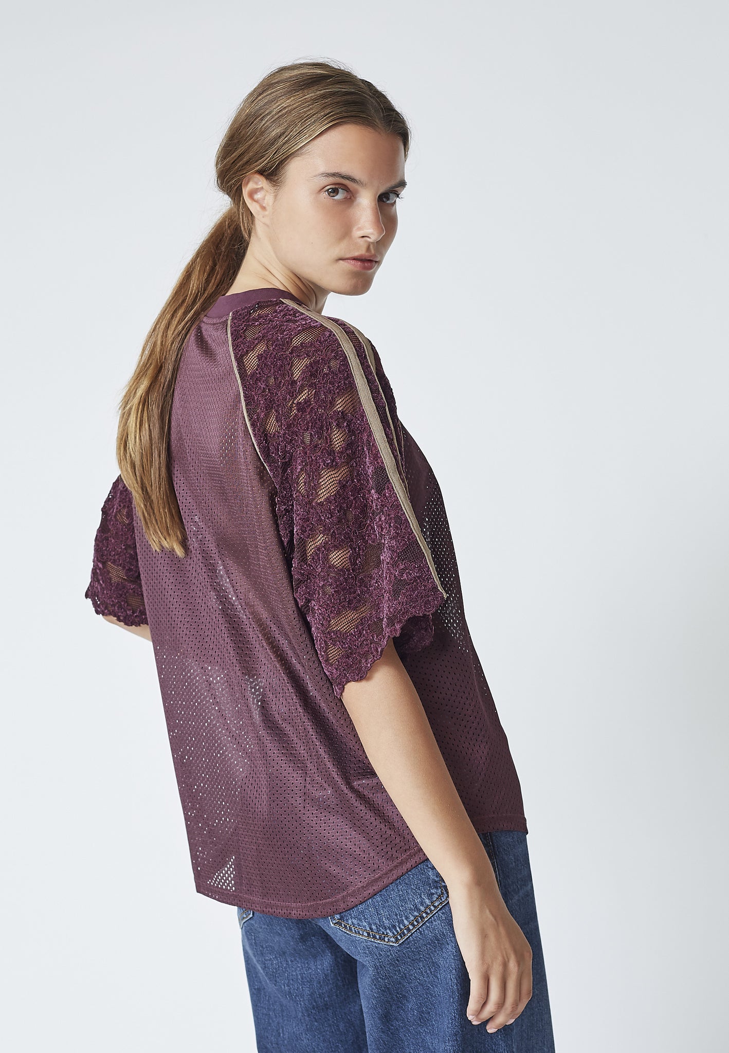 TreyCC Lace Tee - Walnut