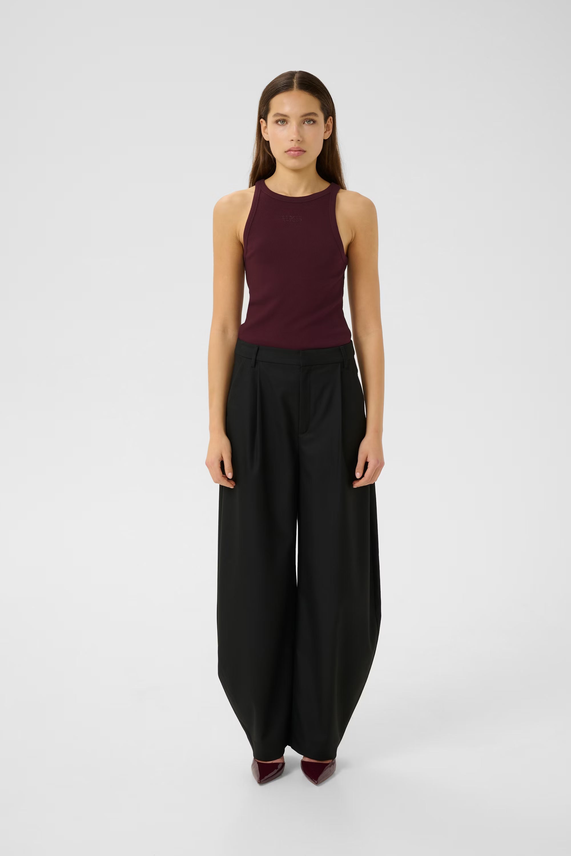 GZdrew Rhinestone Logo Tank - Aronia