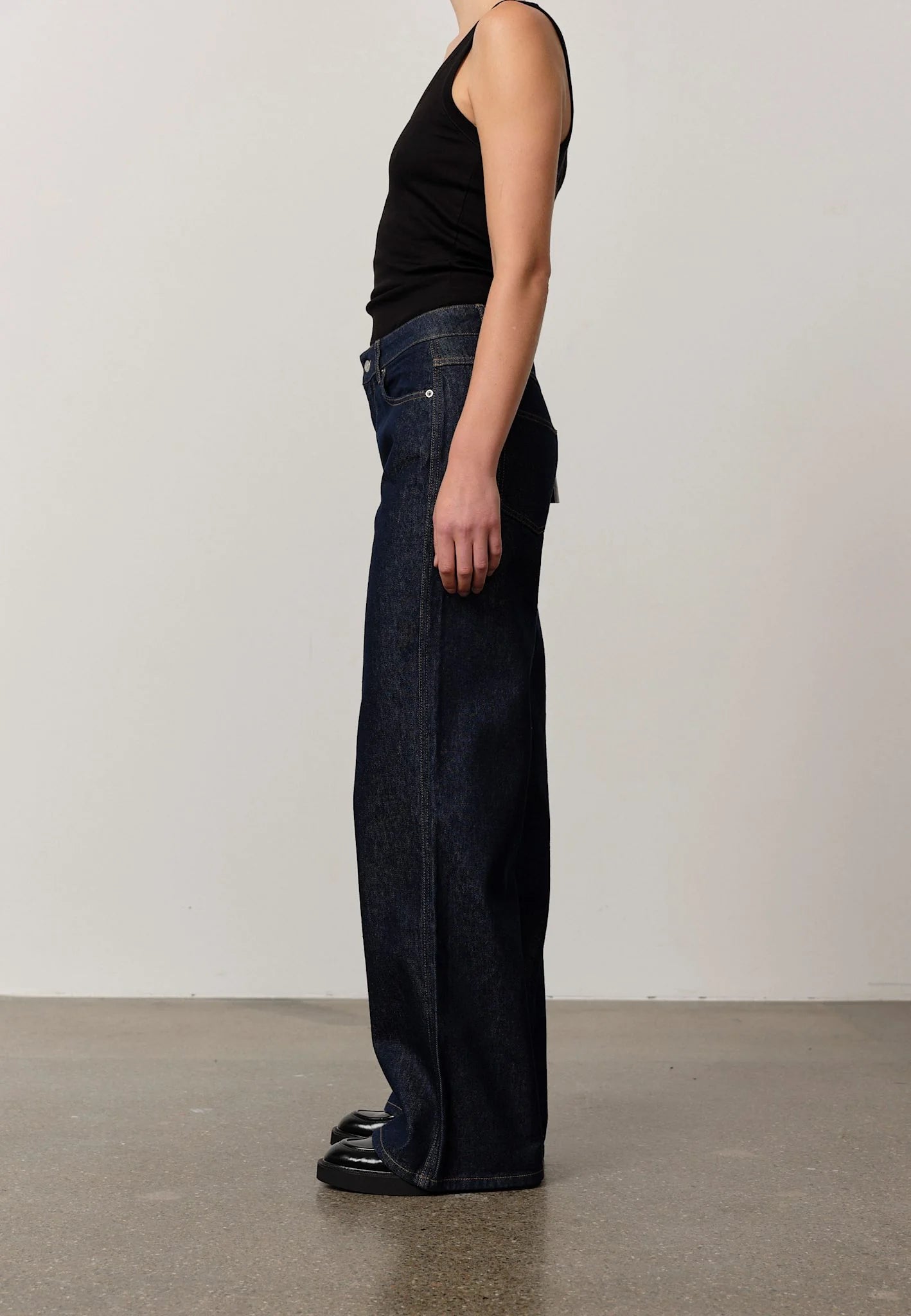 Kat Mid Waist Jeans - Indigo