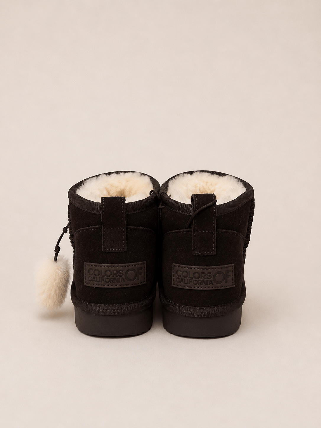 Kurzer Lammfellstiefel aus Veloursleder - Chocolate