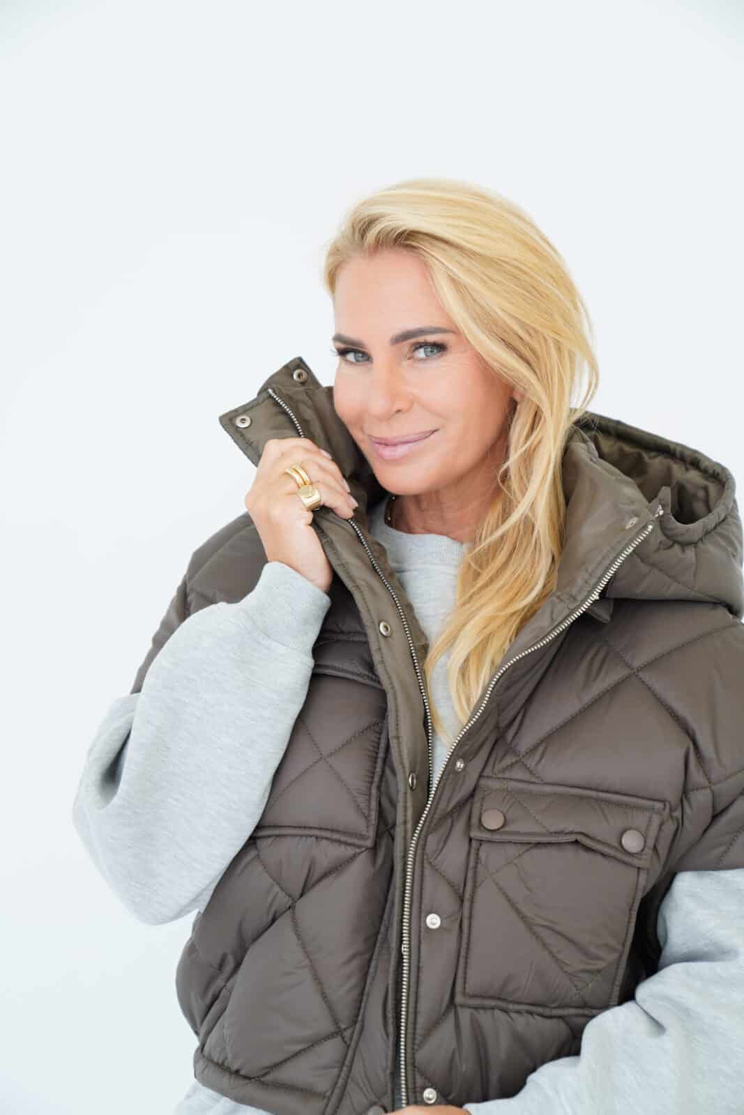 Nara Cape - Army Green