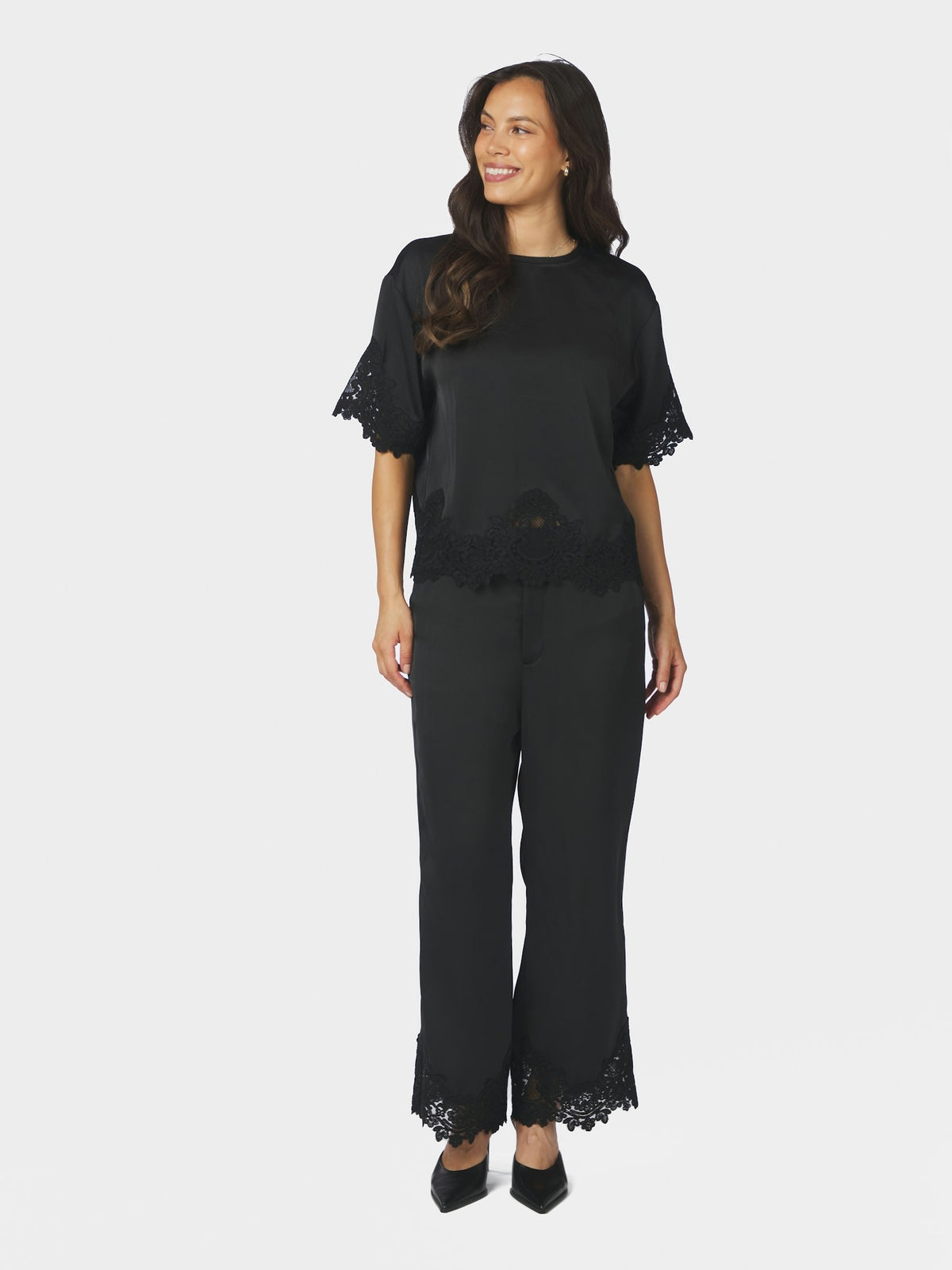 Elle Heavy Sateen Lace Top - Black