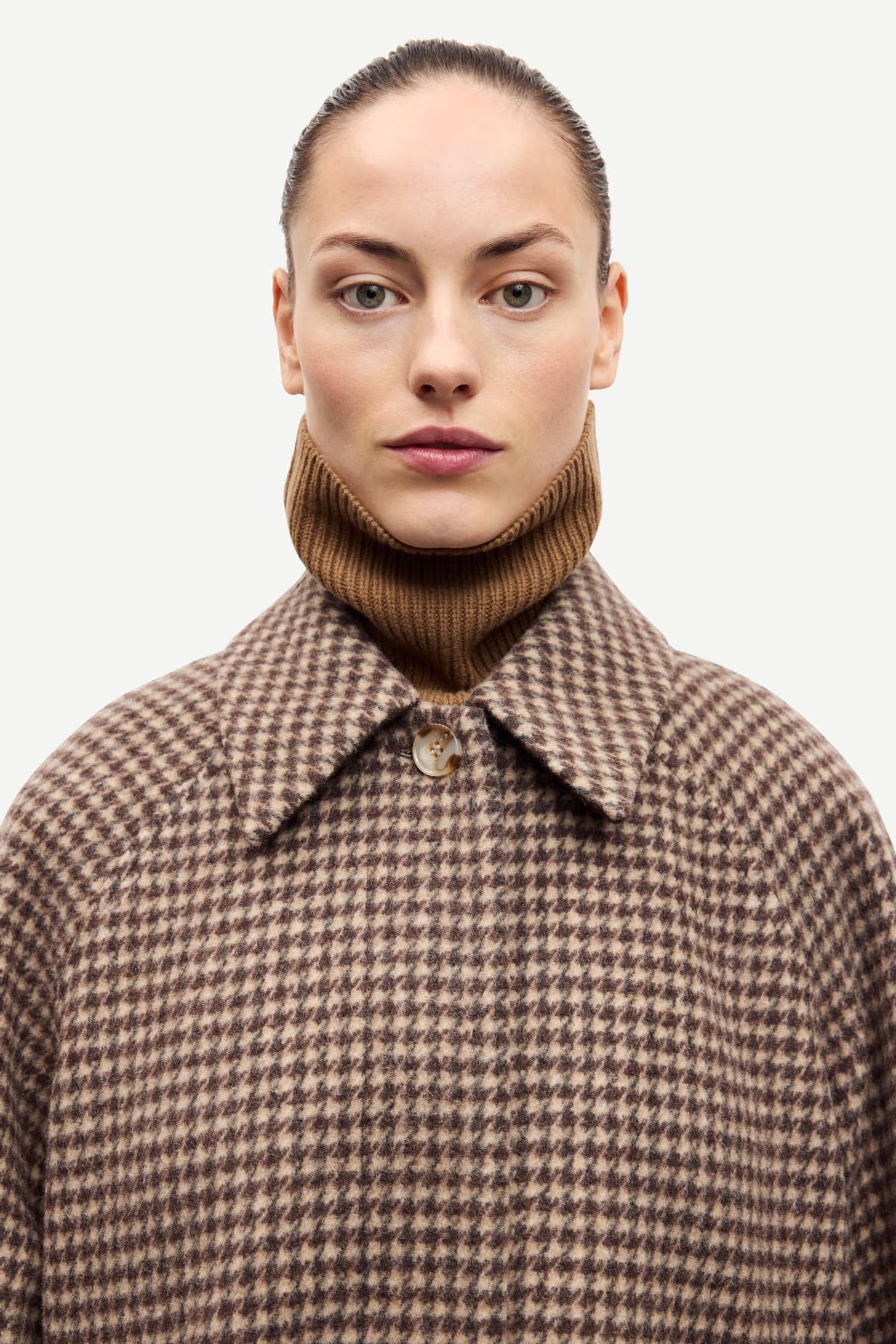 Alma Coat - Salute