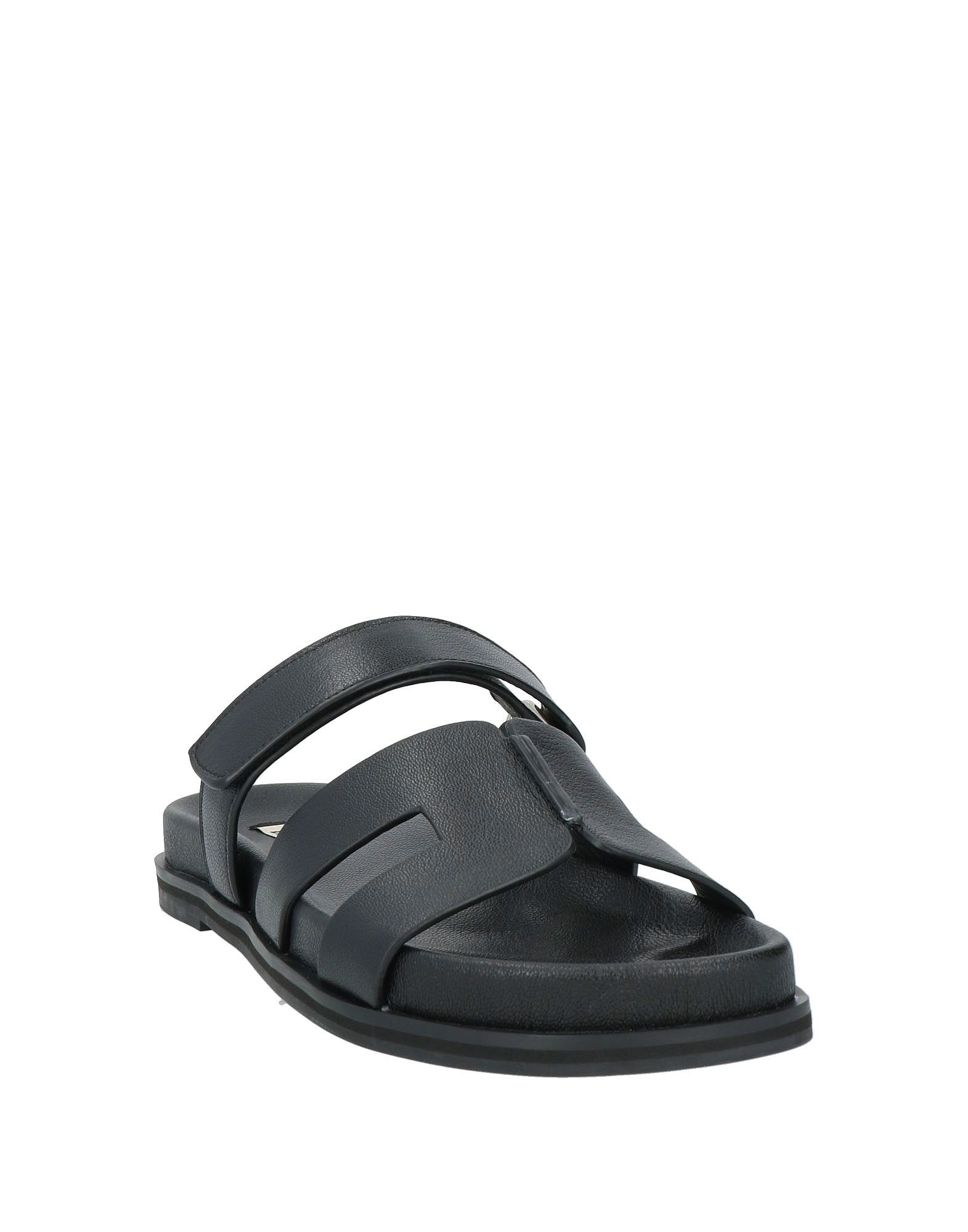 Mindy - Negro