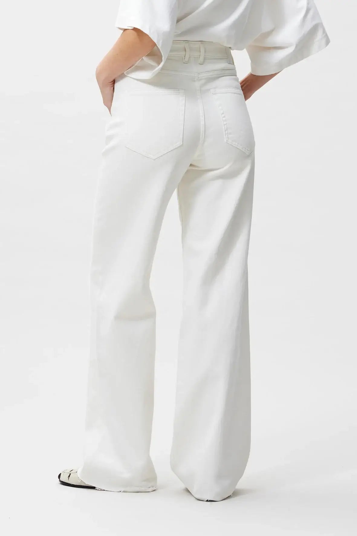 Loose Fit Jeans - Star White