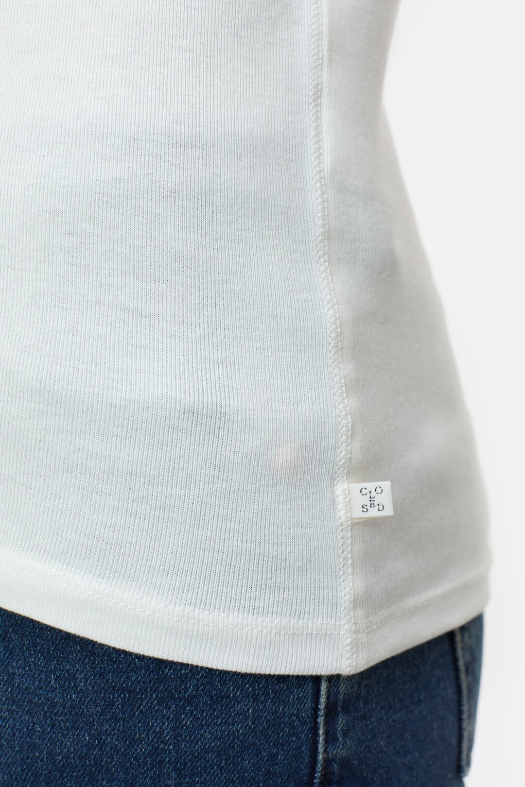 crewneck shortsleeve - ivory