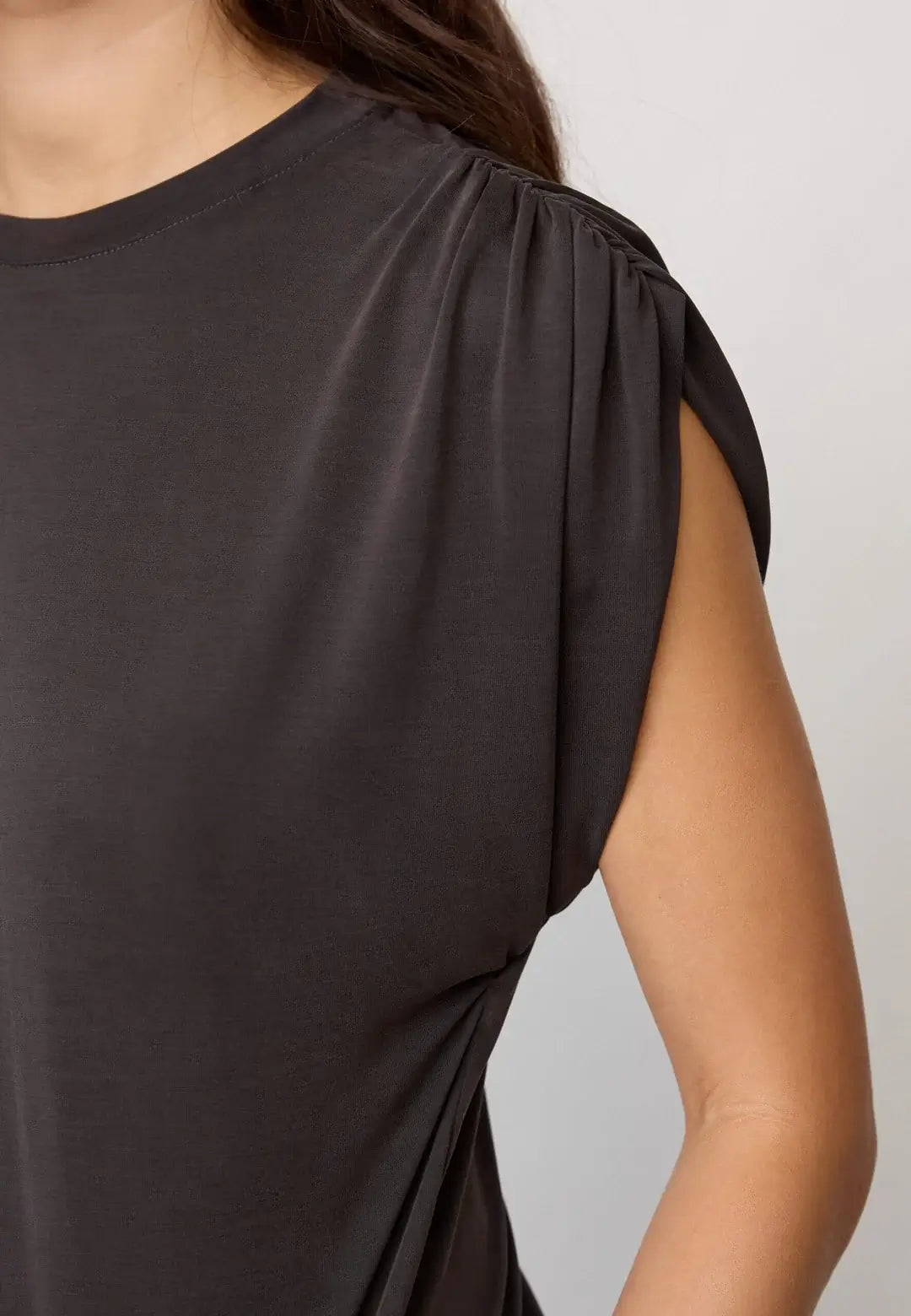 CamillaCC Ruched Shoulder Tee - Dark Grey