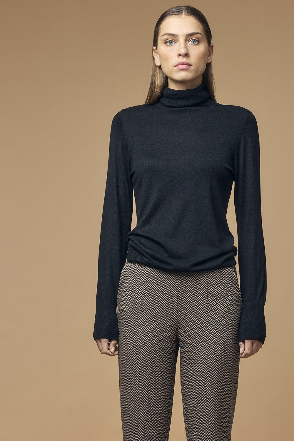 Tamar pullover rollneck Is - black