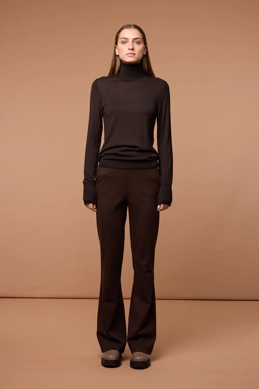 Tamar pullover rollneck Is - Chocolate