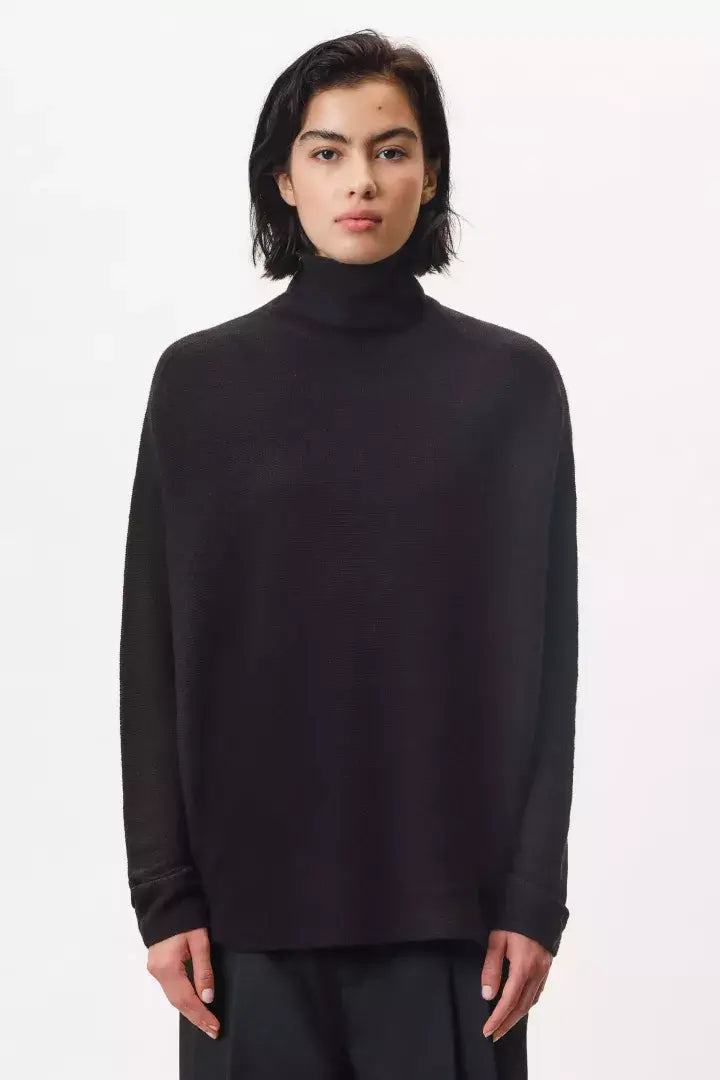 Liora - black 1000