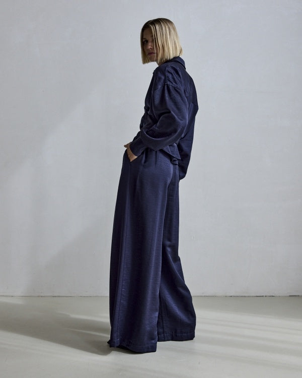 Odila Satin - Navy