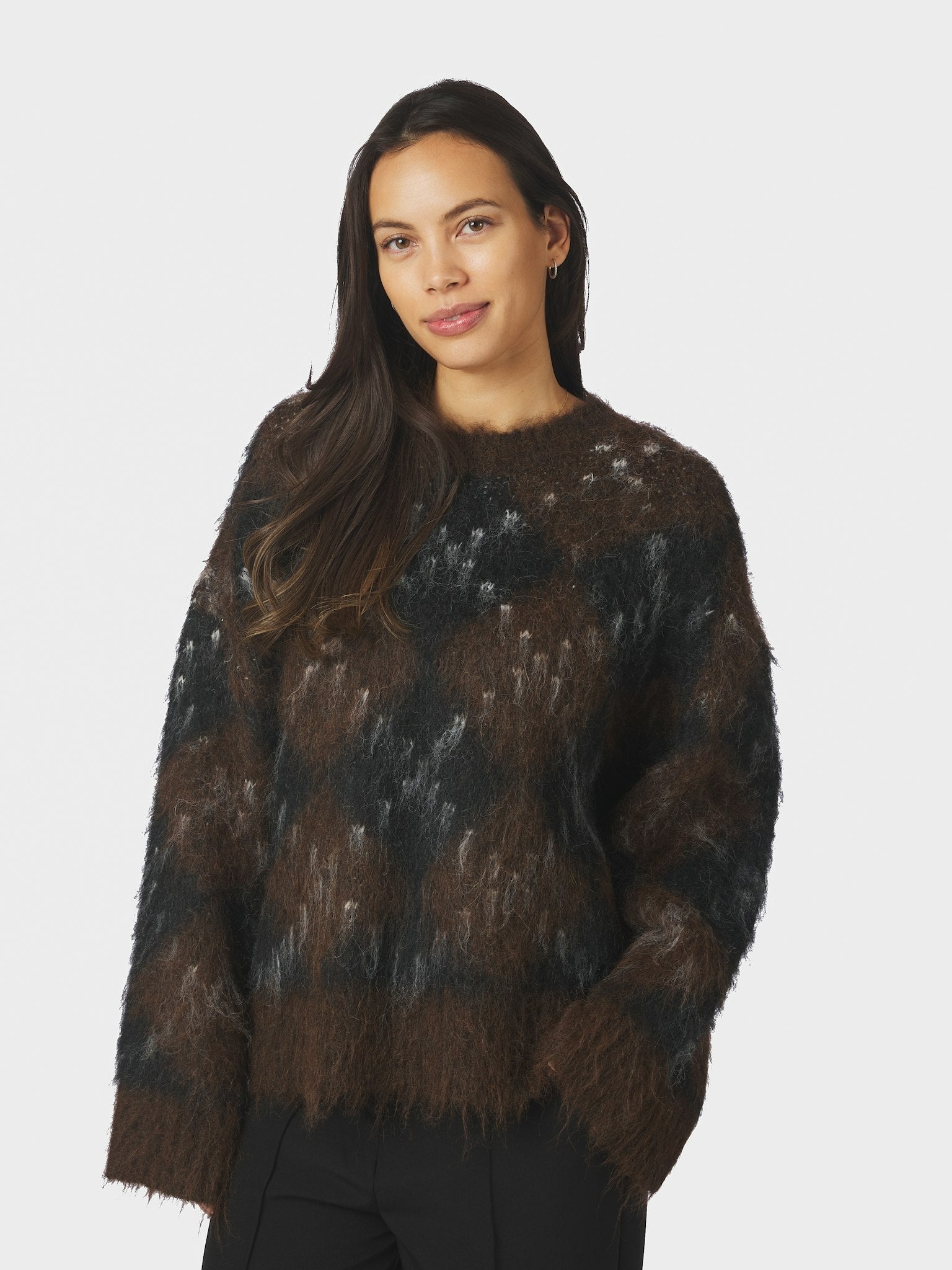 Roeme Check Fluffy Knit Blouse - Dark Brown
