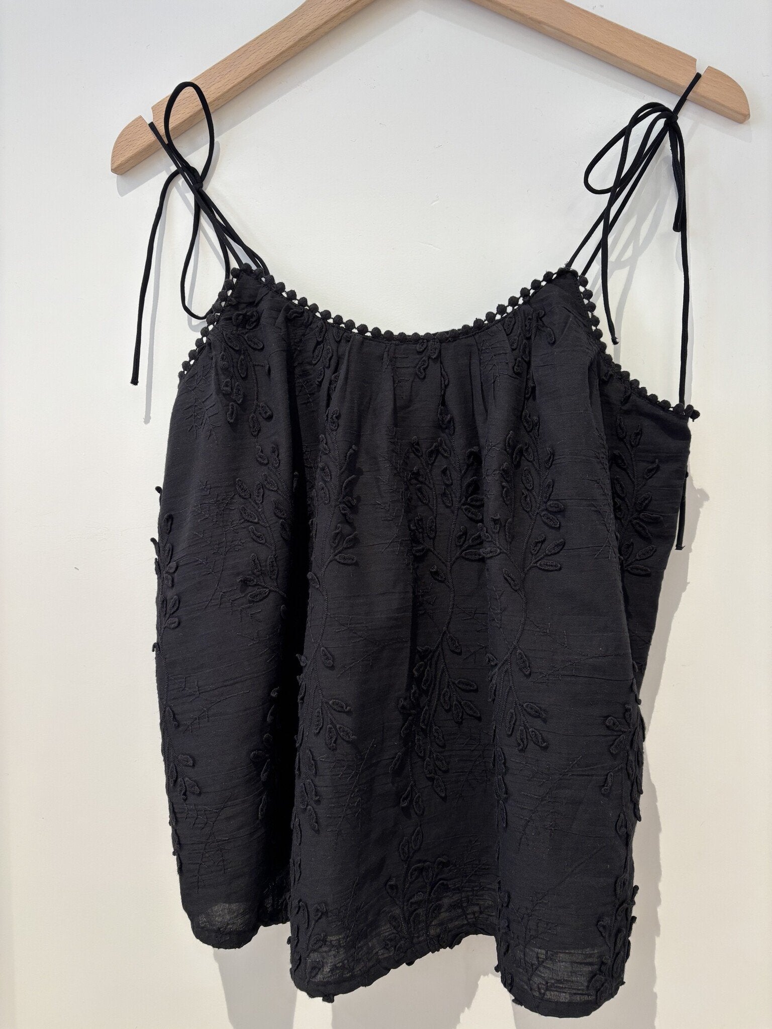 NessaCC Singlet - Black