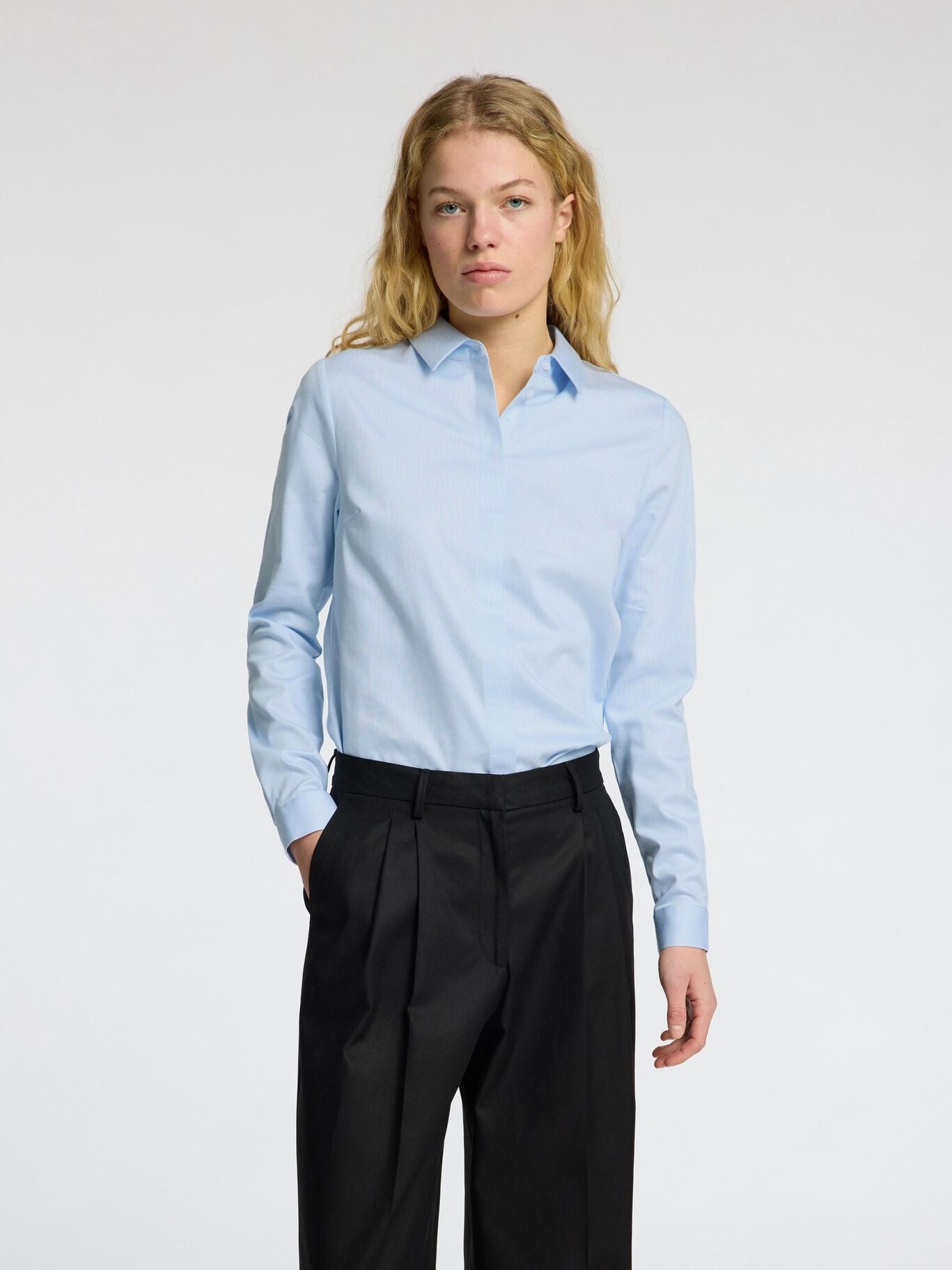 Romie LS fitted shirt noos - Light Blue