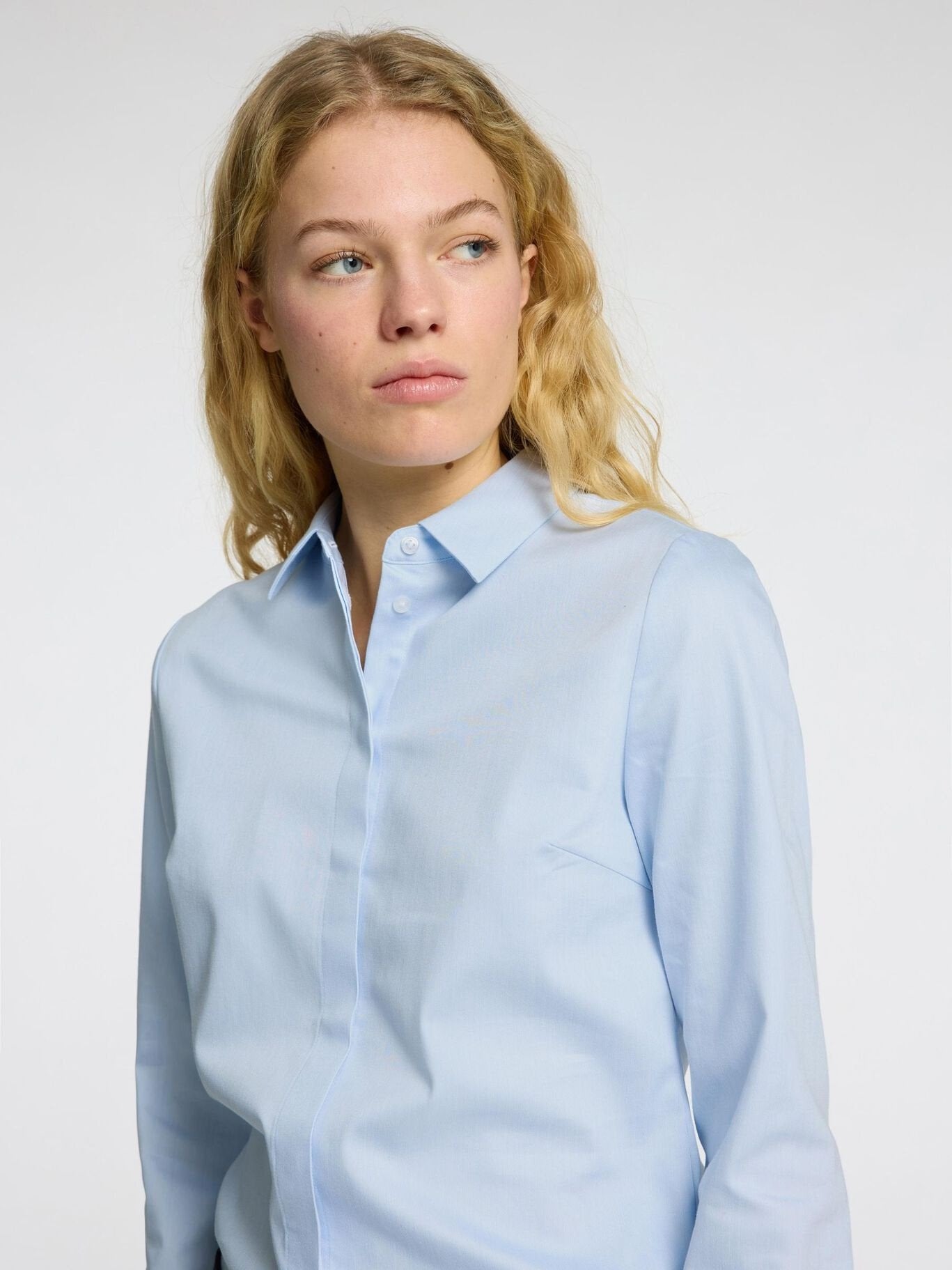 Romie LS fitted shirt noos - Light Blue