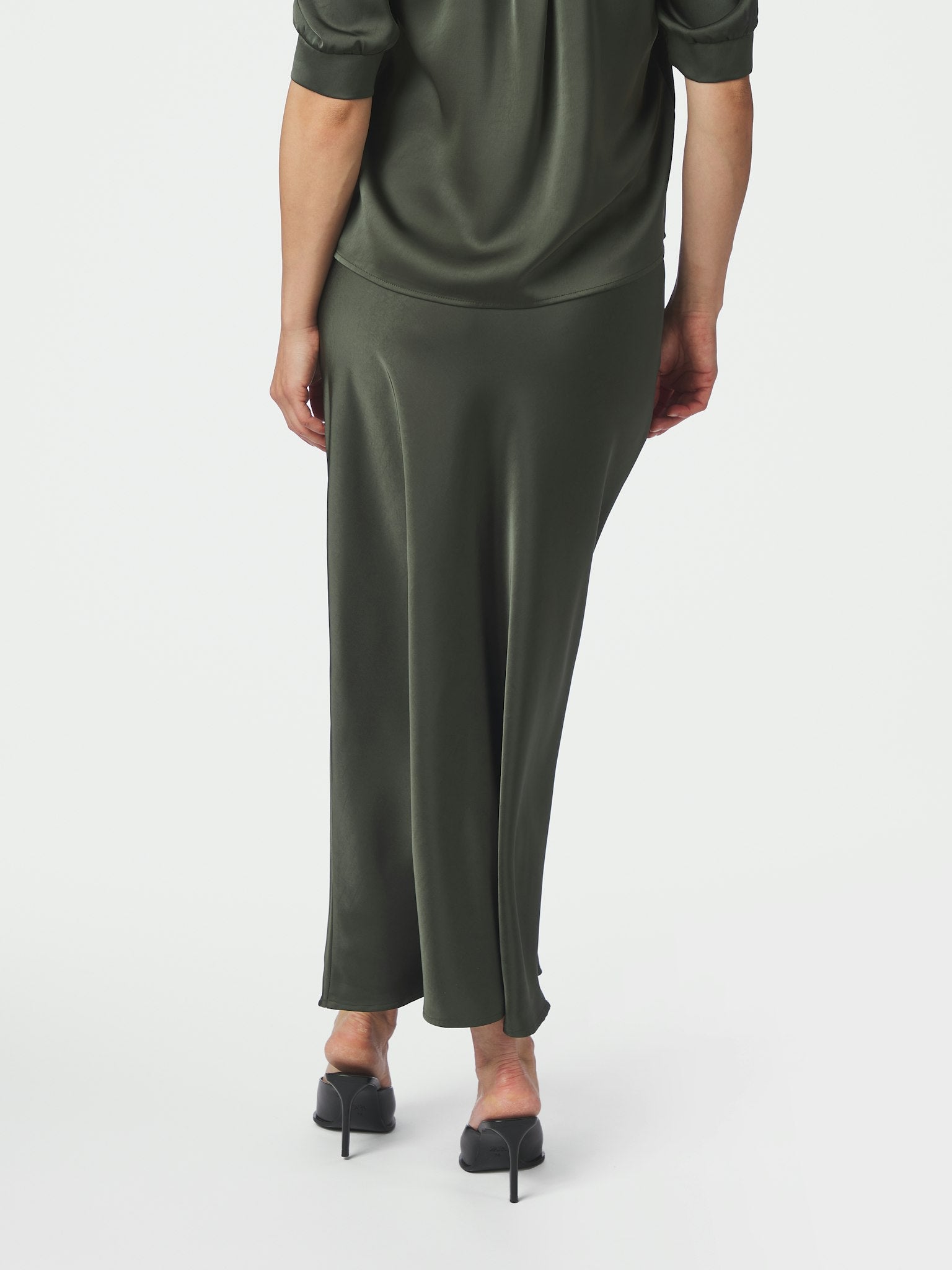 Vicky Heavy Sateen Skirt - Deep Green