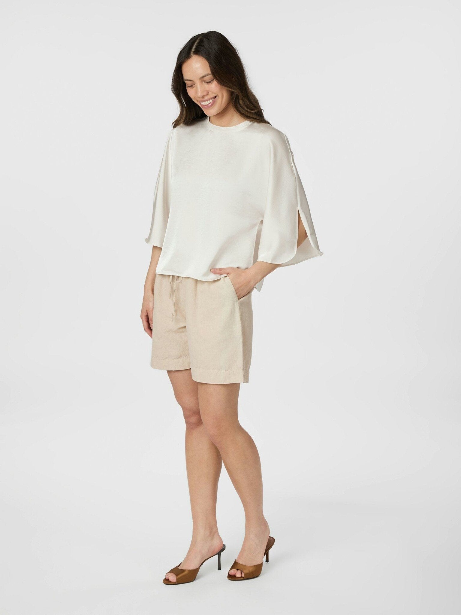 Liora Heavy Sateen Blouse - Pearl