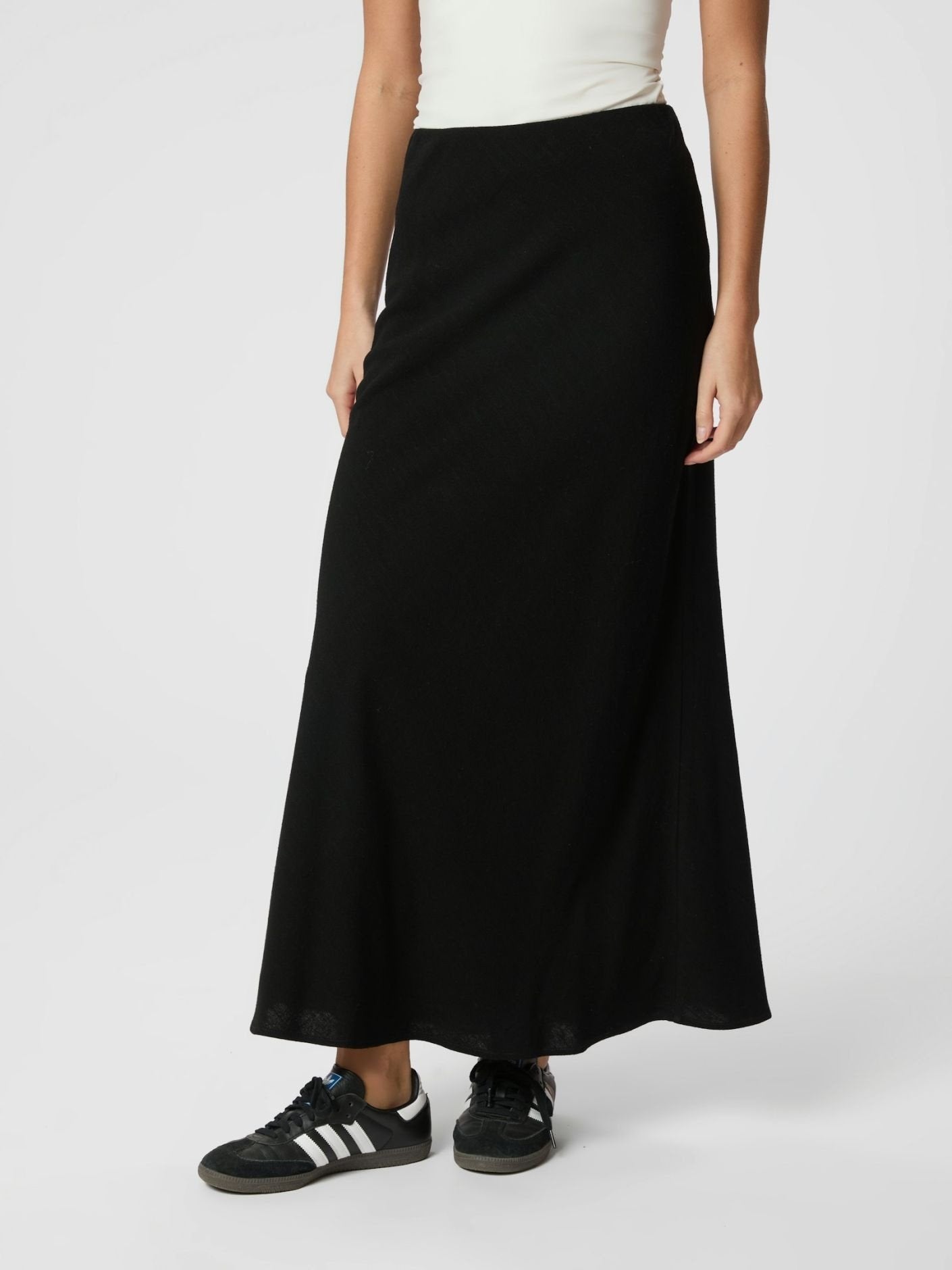 Viso Linen Skirt - Black