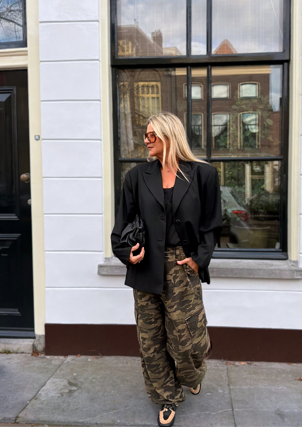 UNÉ LOOK 1