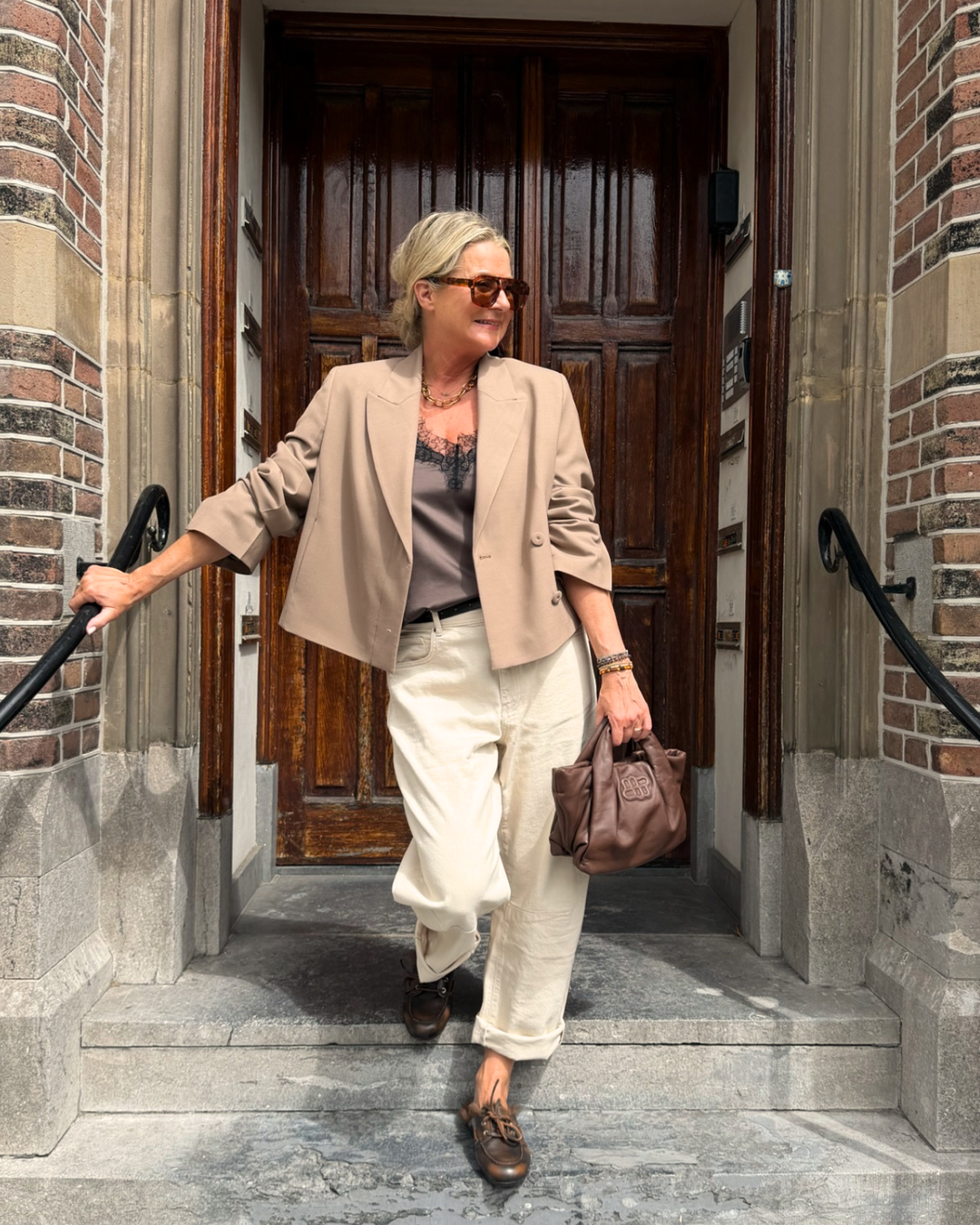BELL BARREL BEIGE LOOK