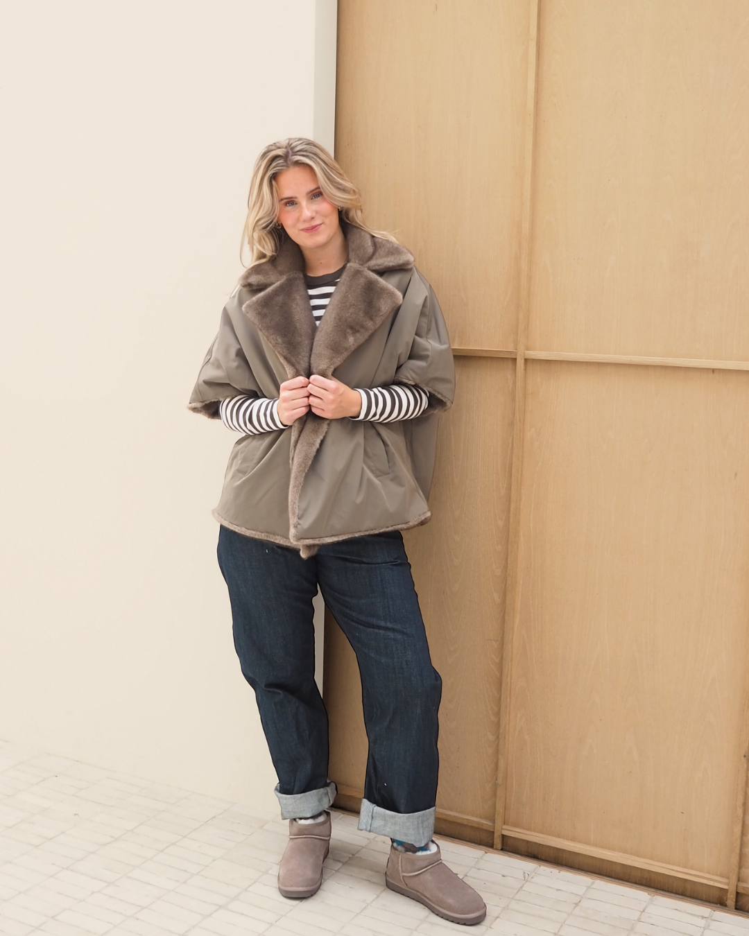 Elin Cape Look
