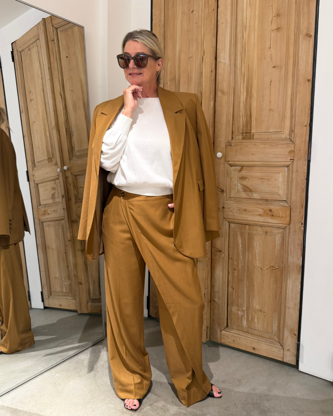 Sale look 2