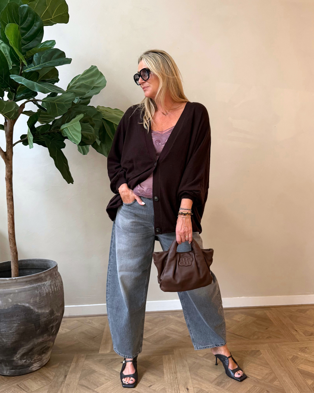 March23 Cardigan Look