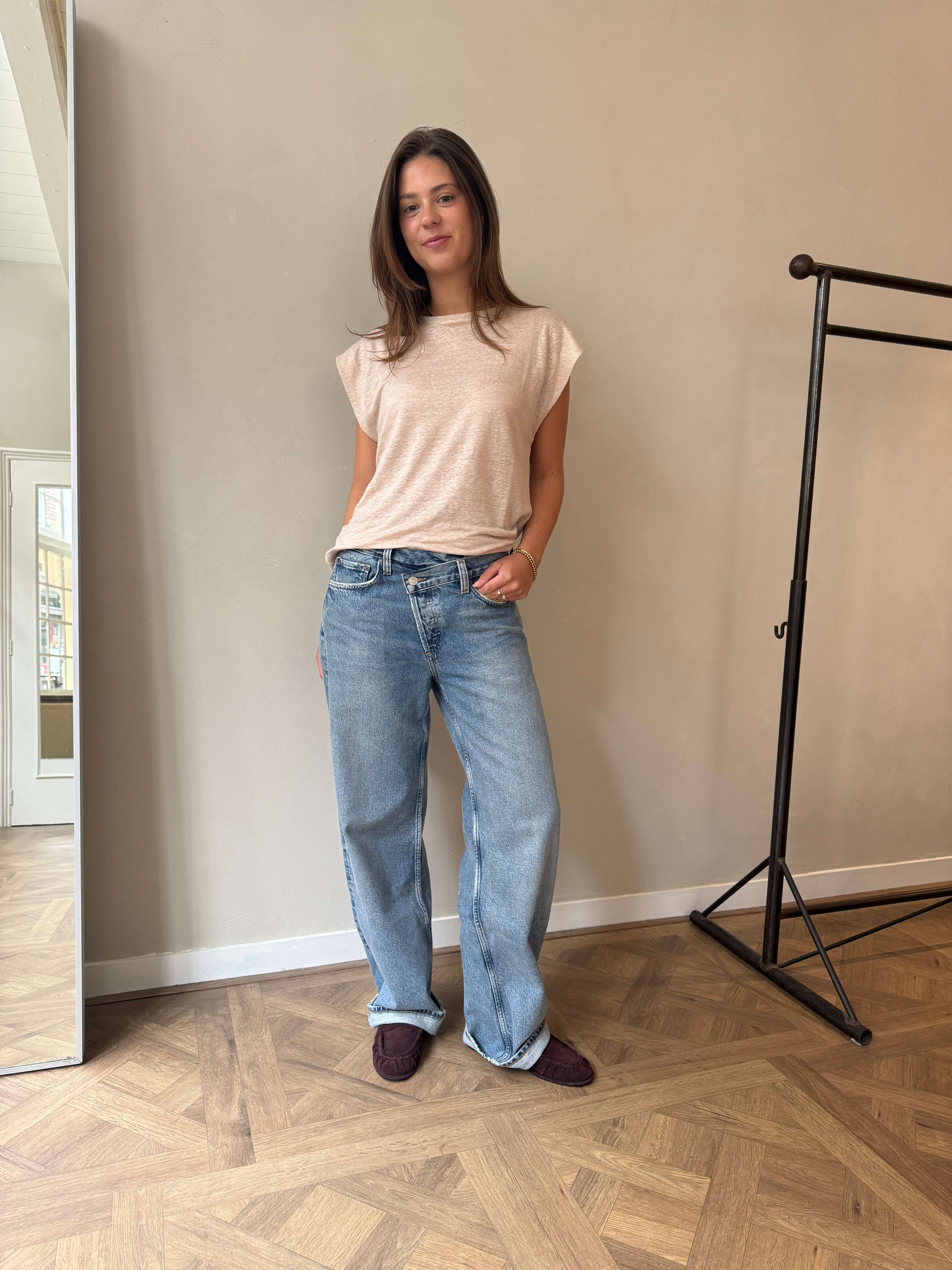 The Criss Cross Jean Look