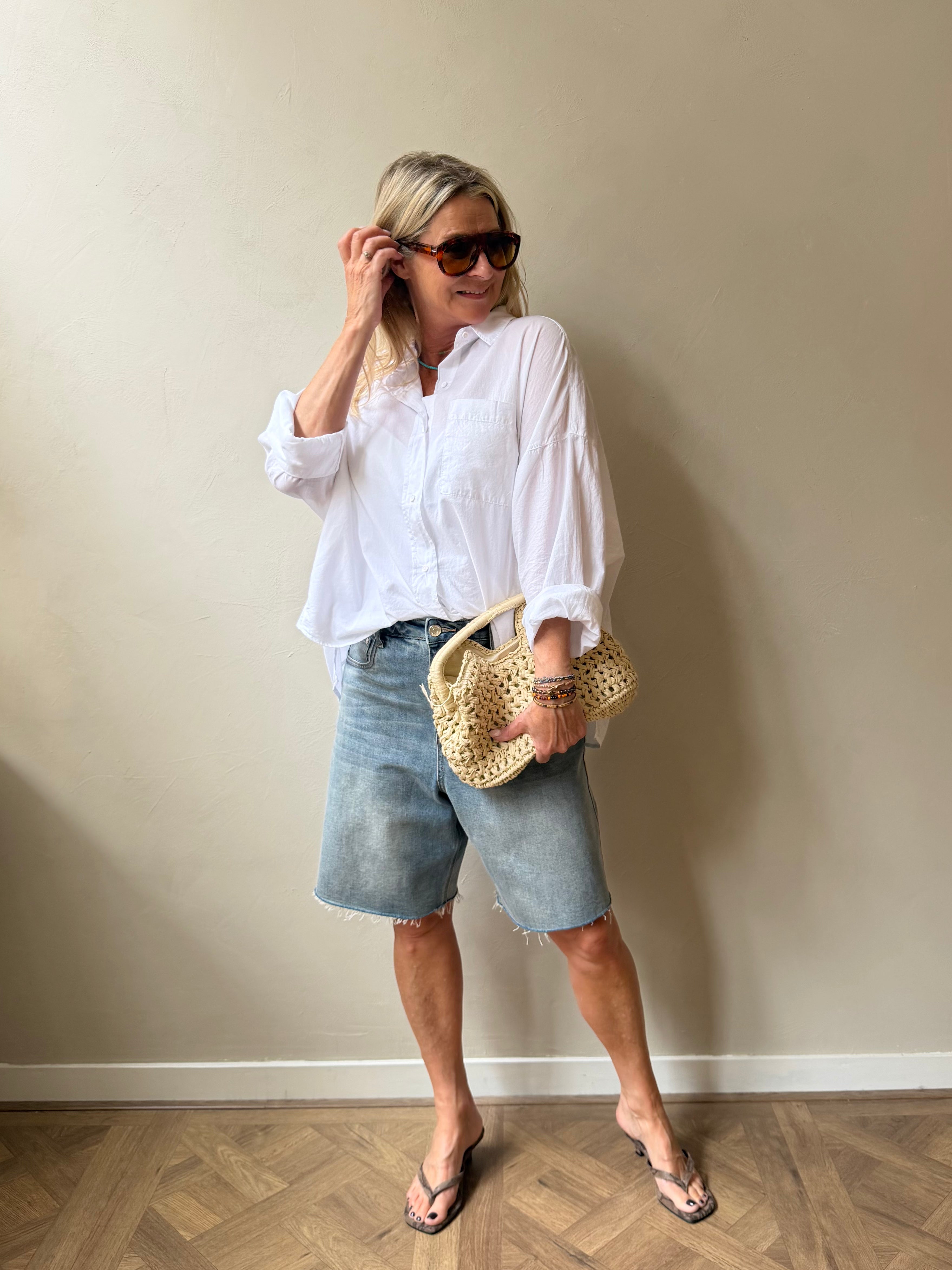 White Gestuz Denim Short Look