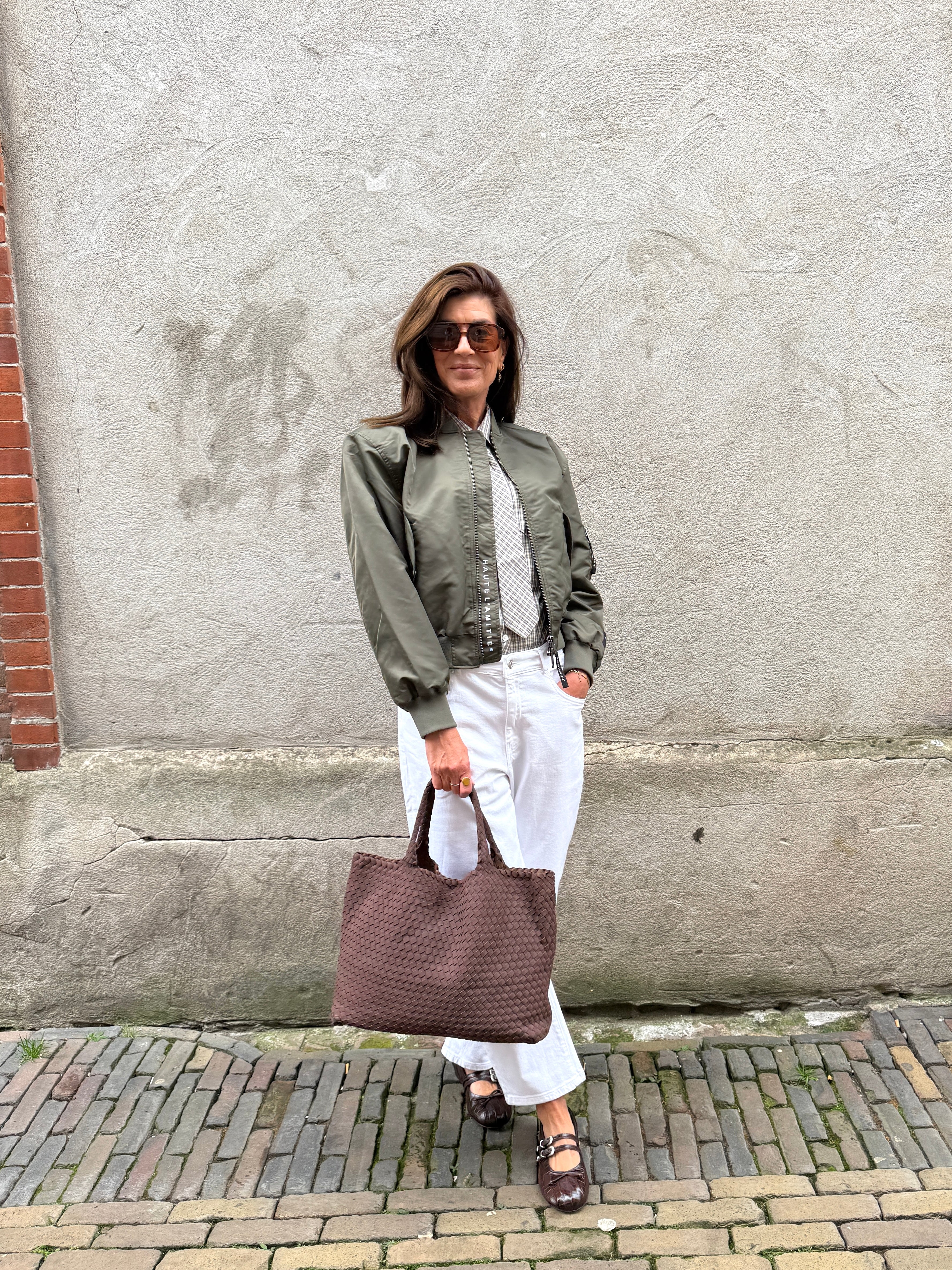 Haute Bomber look