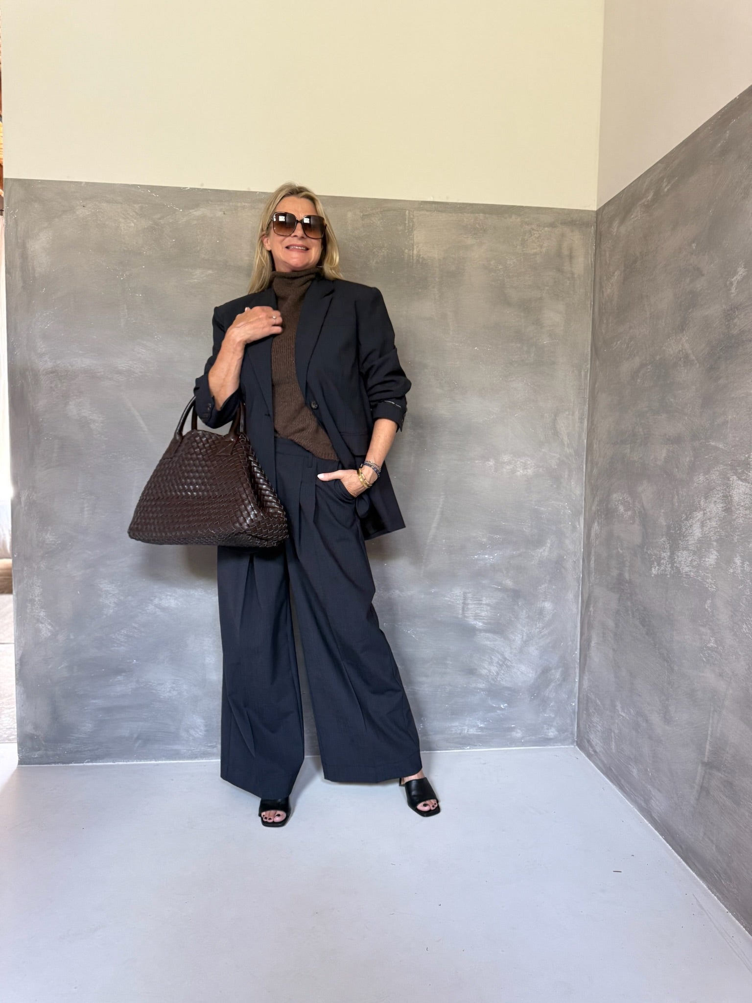 Navy melange suit look