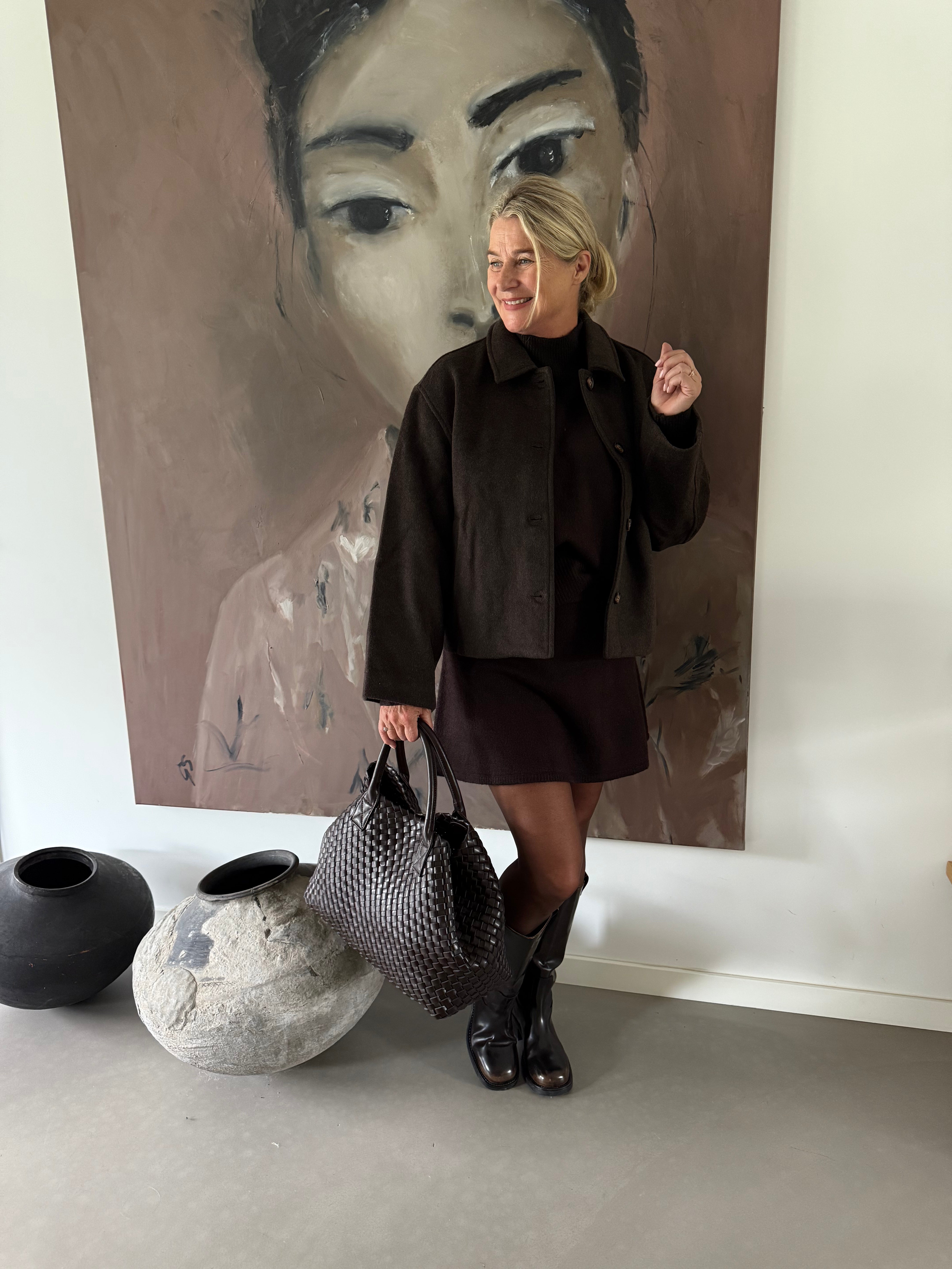 Hamra brown skirt look