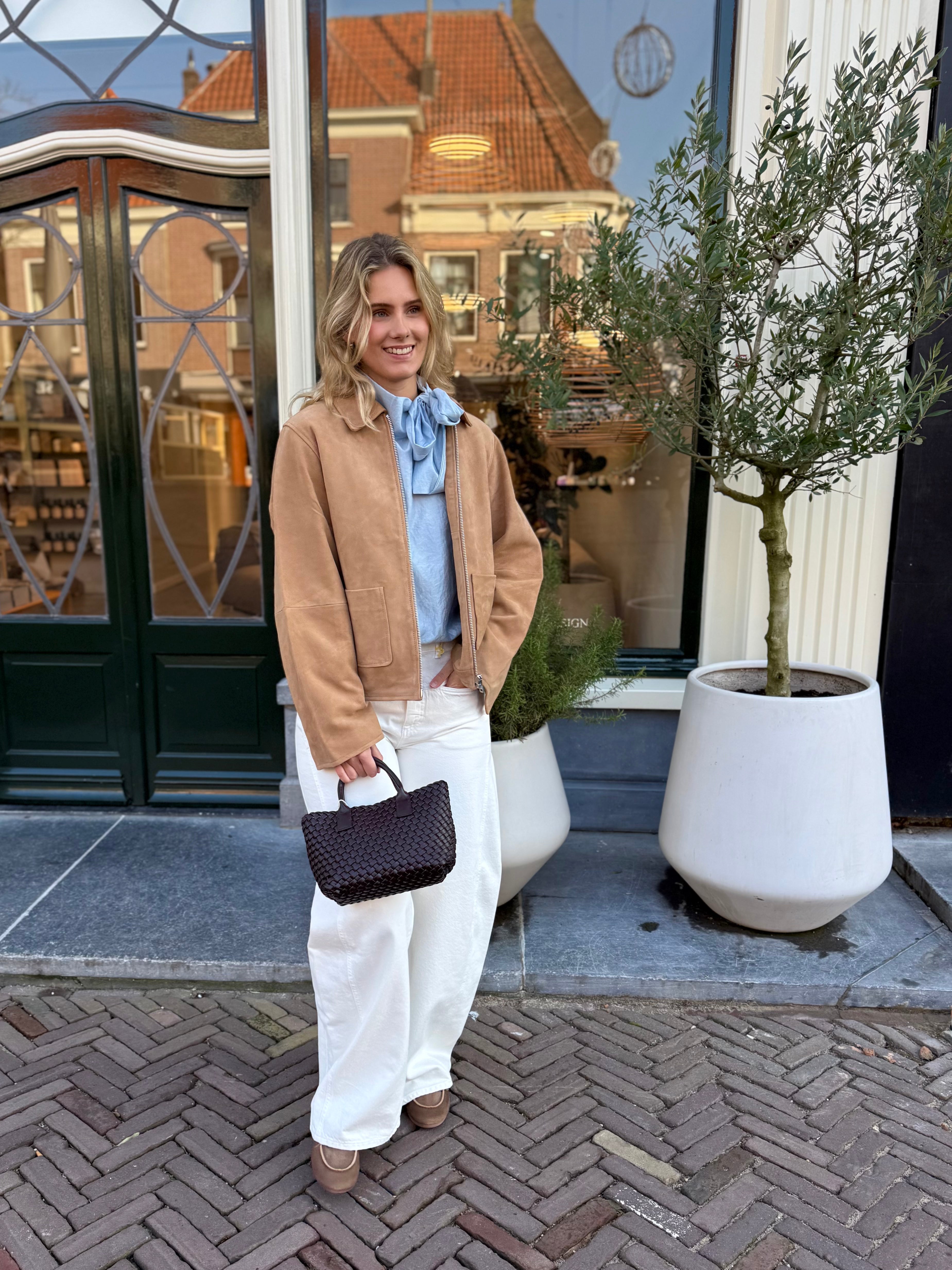 Camel & Blue Look