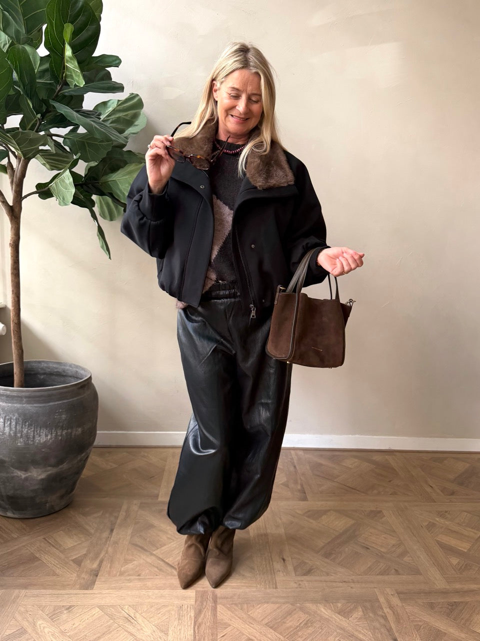 black judy jacket look