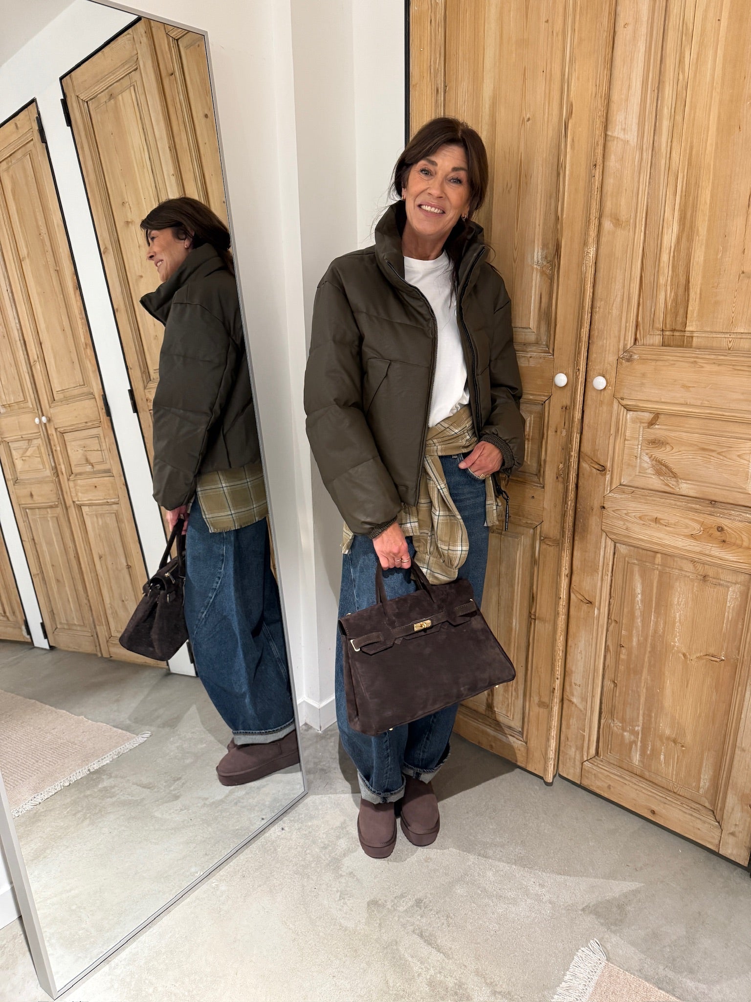 Brown bomber look