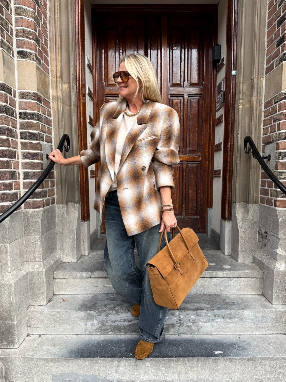 elle check blazer look