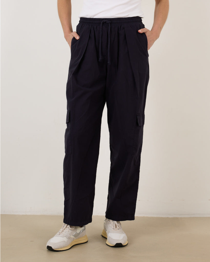 S25Z723 - navy